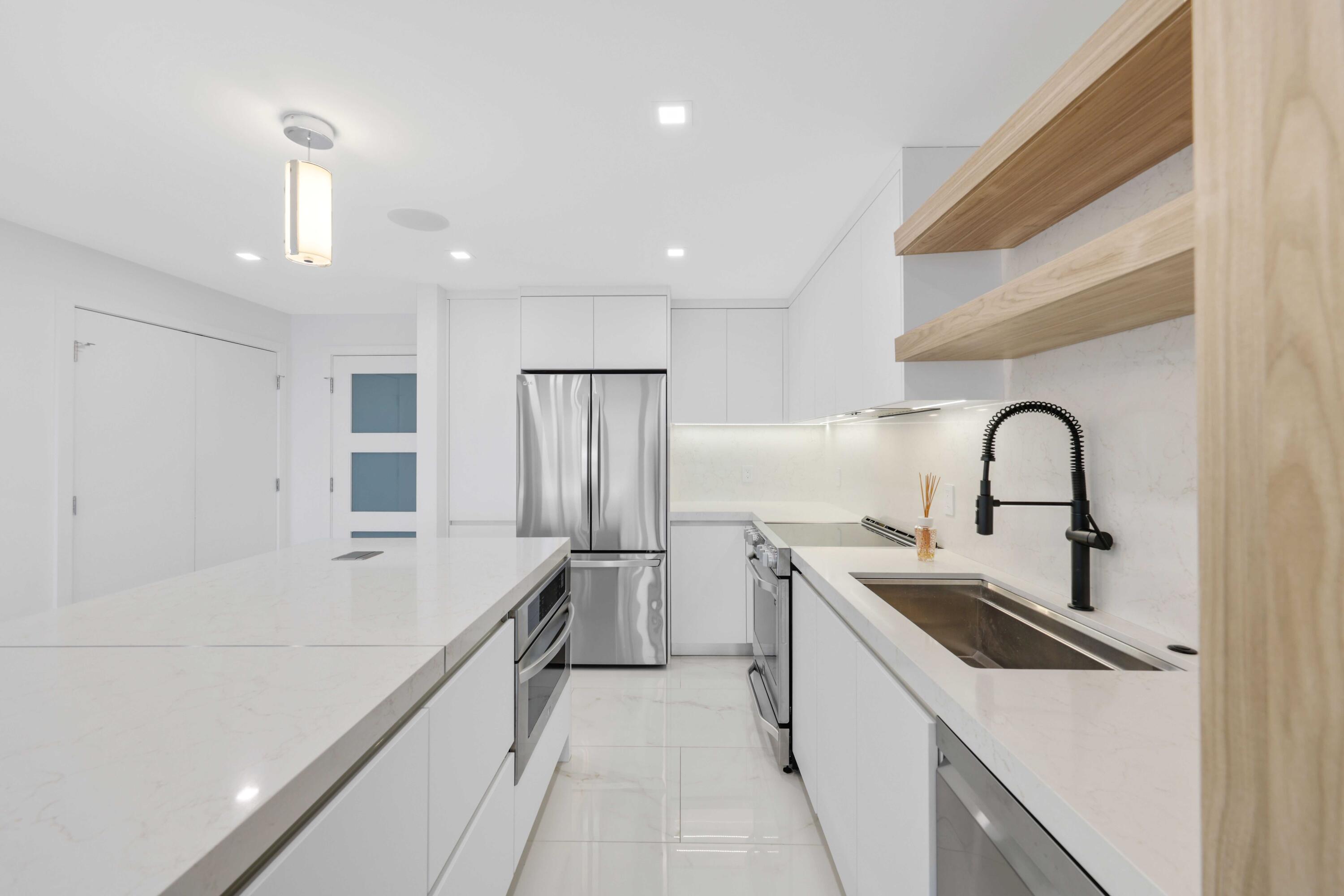 545 S Fort Lauderdale Beach Boulevard 1701 Property Photo 6