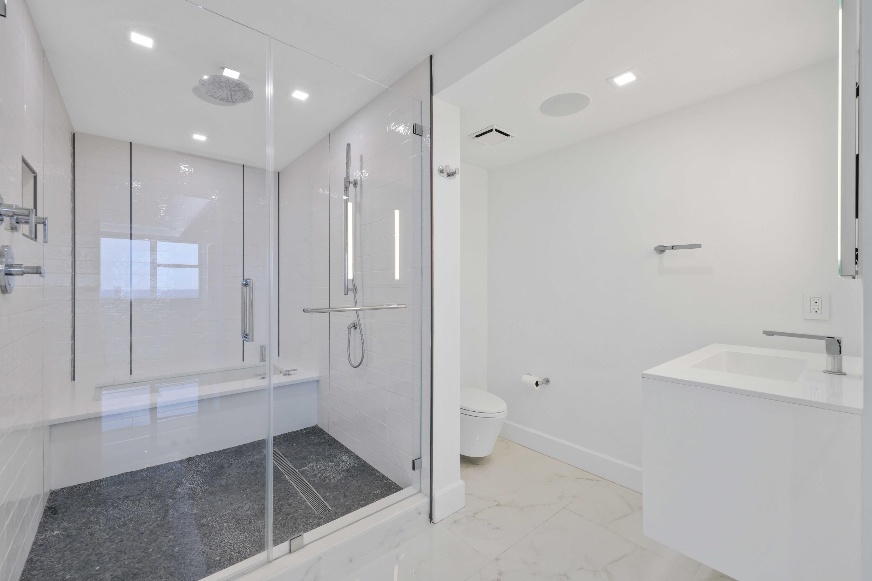 545 S Fort Lauderdale Beach Boulevard 1701 Property Photo 18