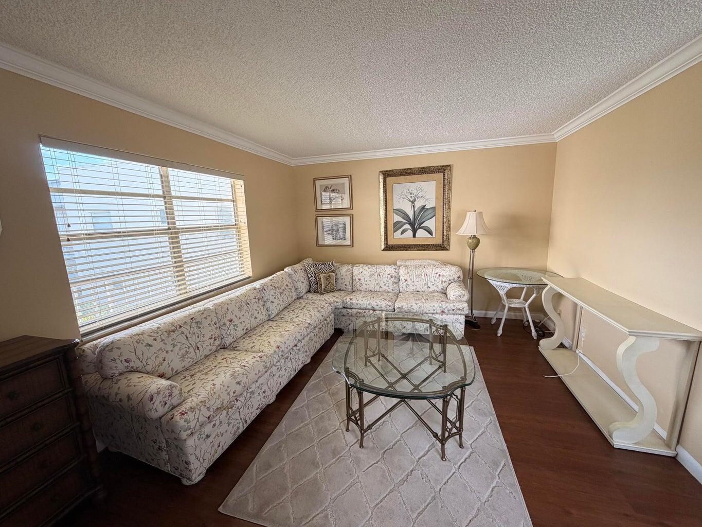 569 Normandy L Property Photo 3