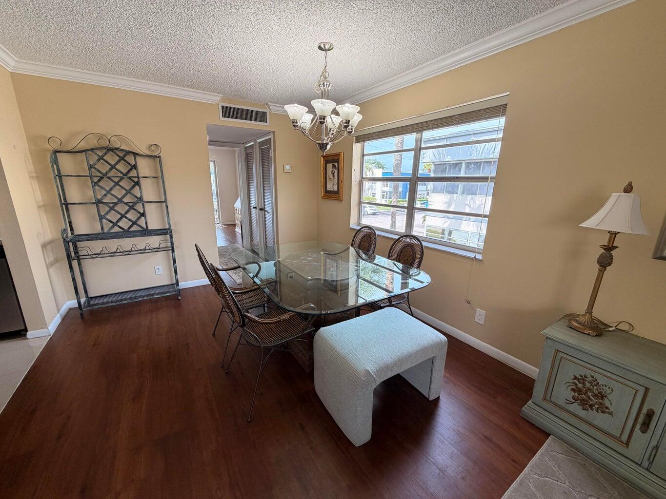 569 Normandy L Property Photo 4