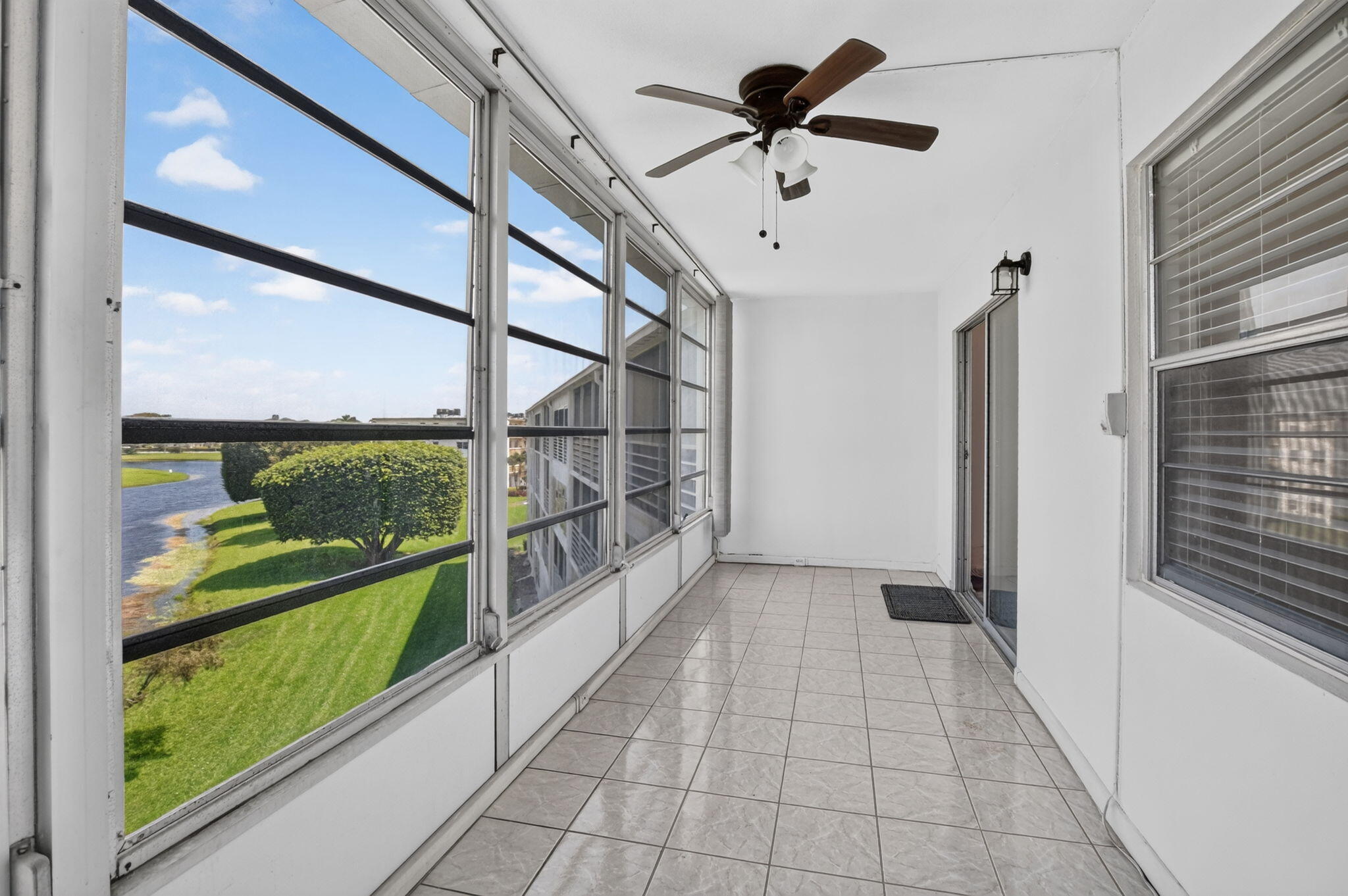 4025 Guildford B - 4025 Property Photo 11