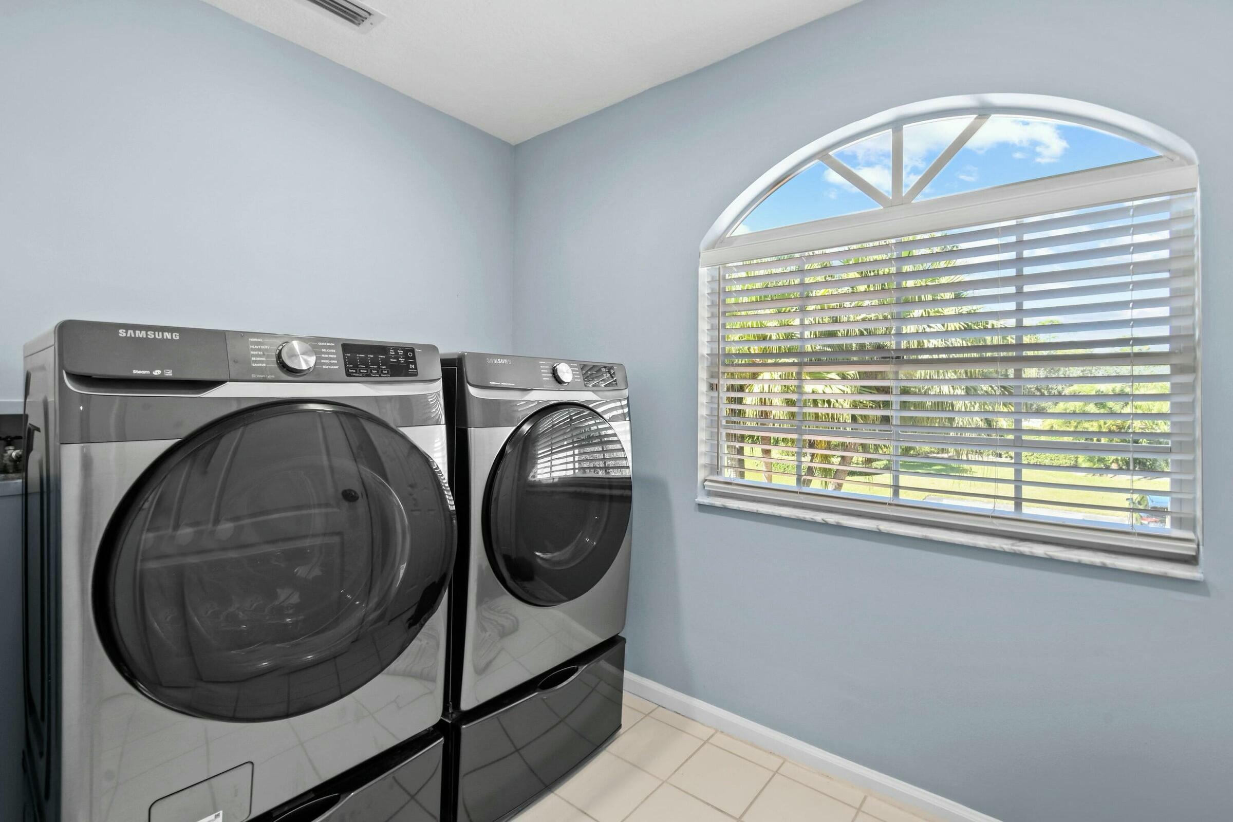 252 Legendary Circle Property Photo 17