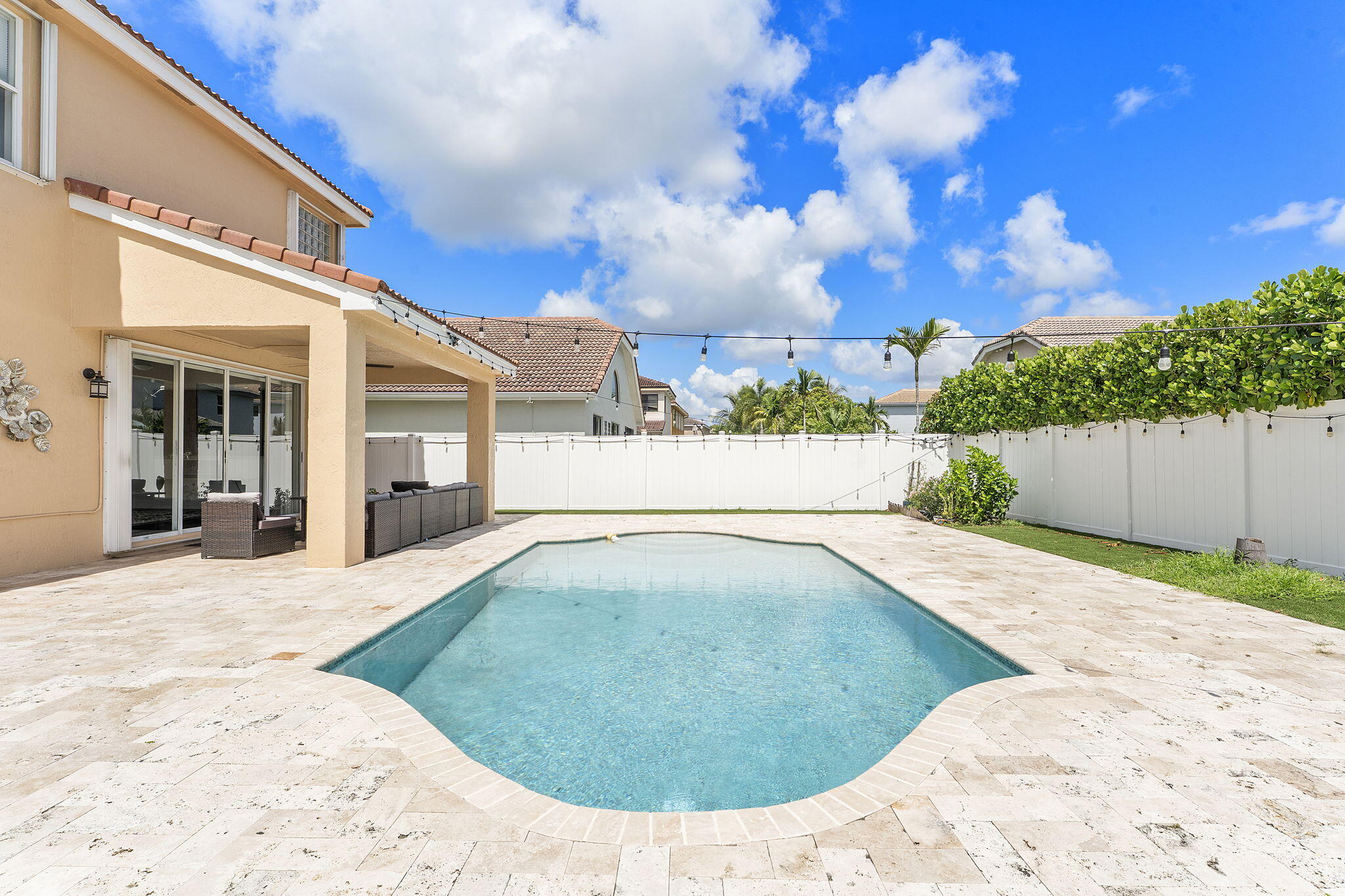 16223 Sw 15th Street Property Photo 5
