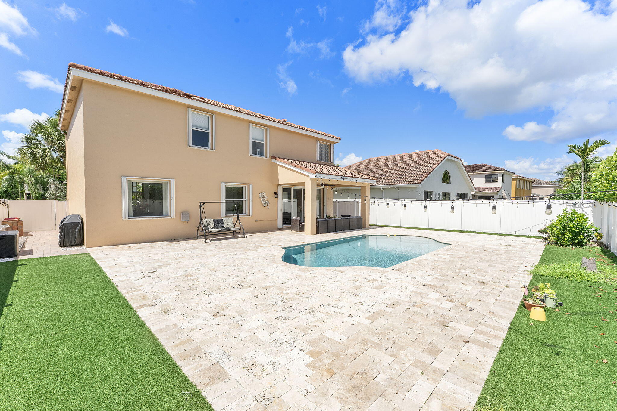 16223 Sw 15th Street Property Photo 6