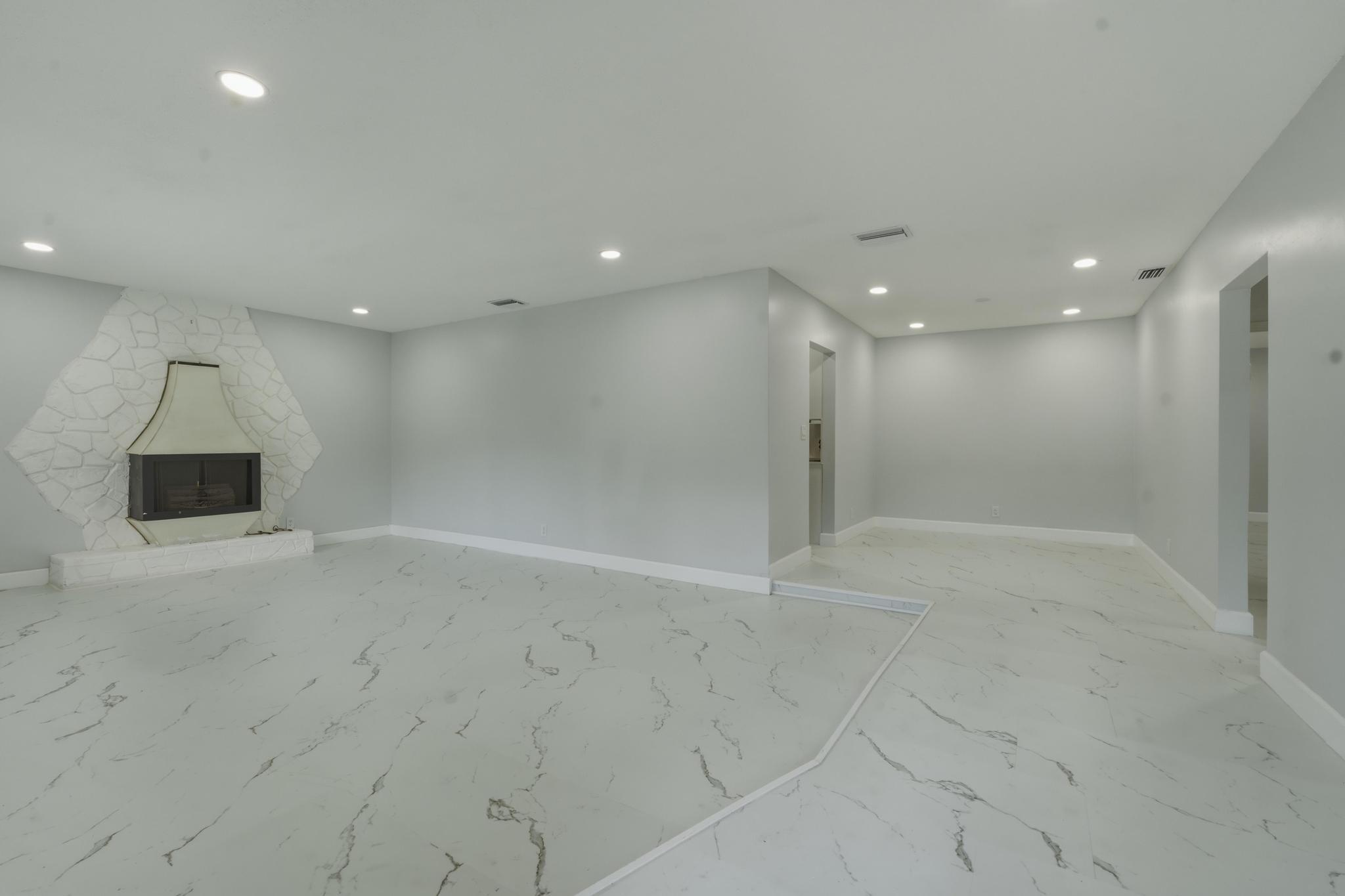 1114 Johnson Street Property Photo 7