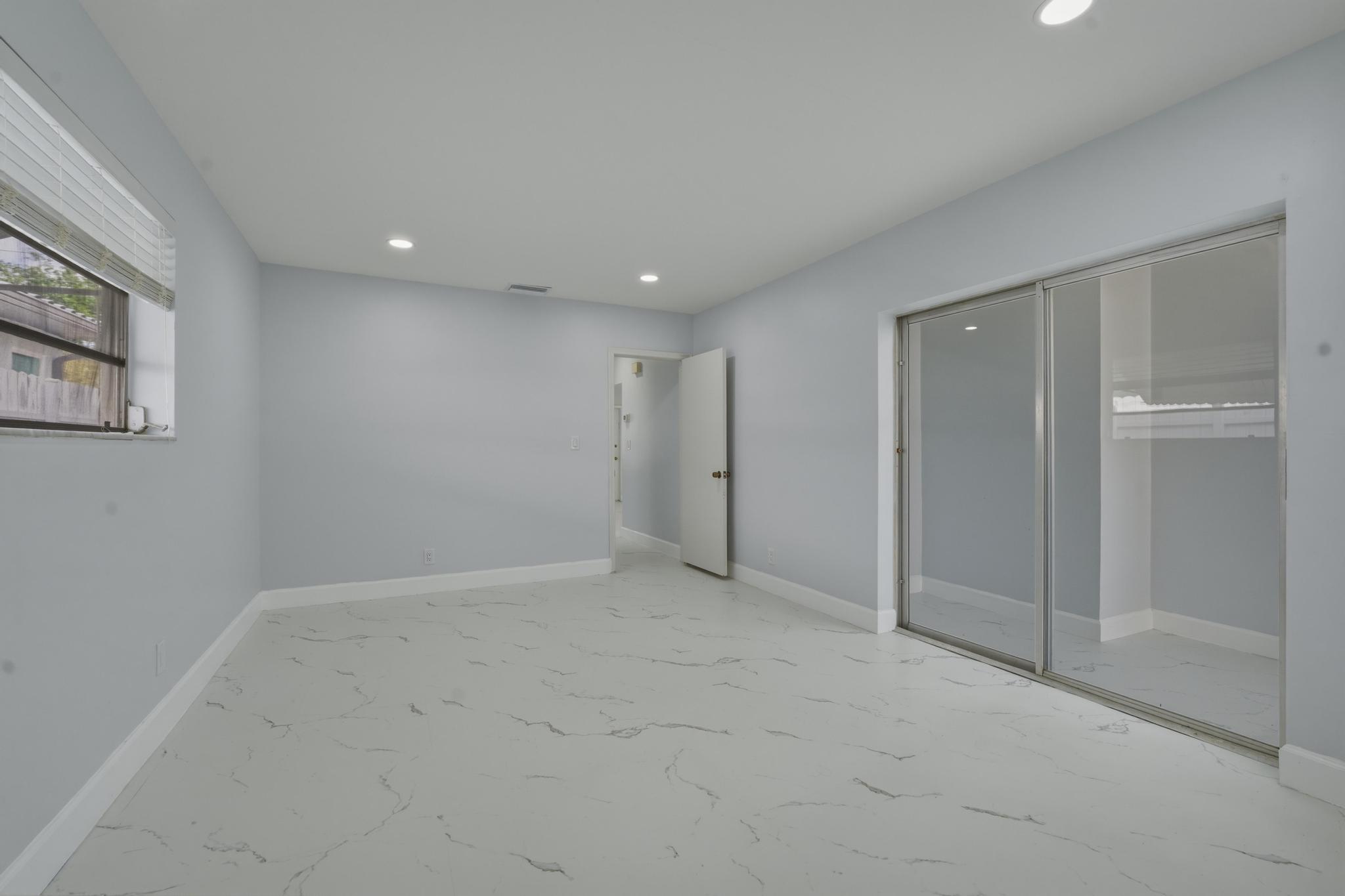 1114 Johnson Street Property Photo 14