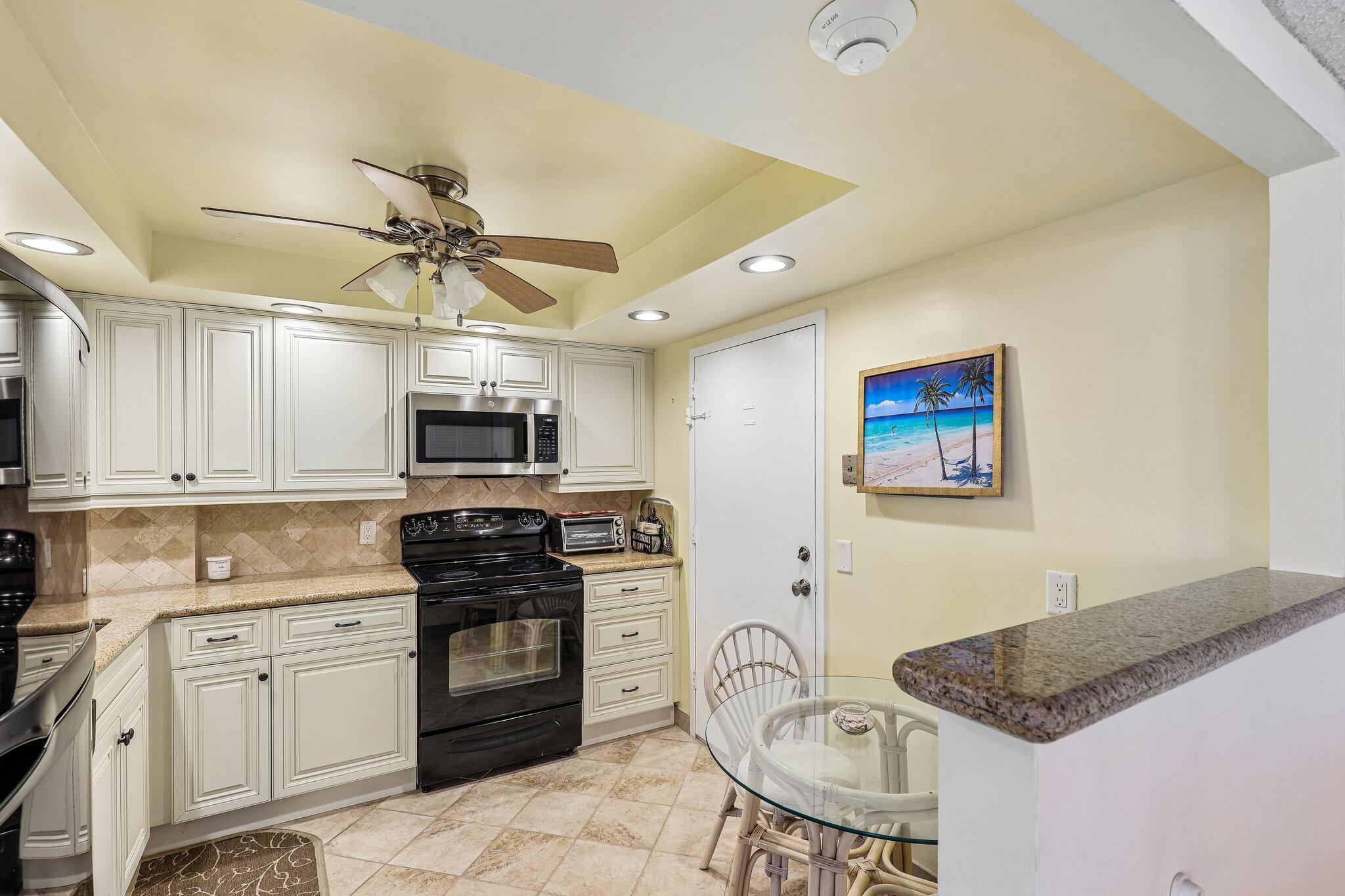 2000 S Ocean Boulevard 3l Property Photo 14