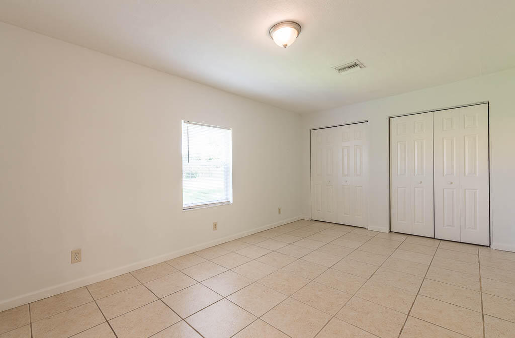 314 E Gateway Boulevard Property Photo 23