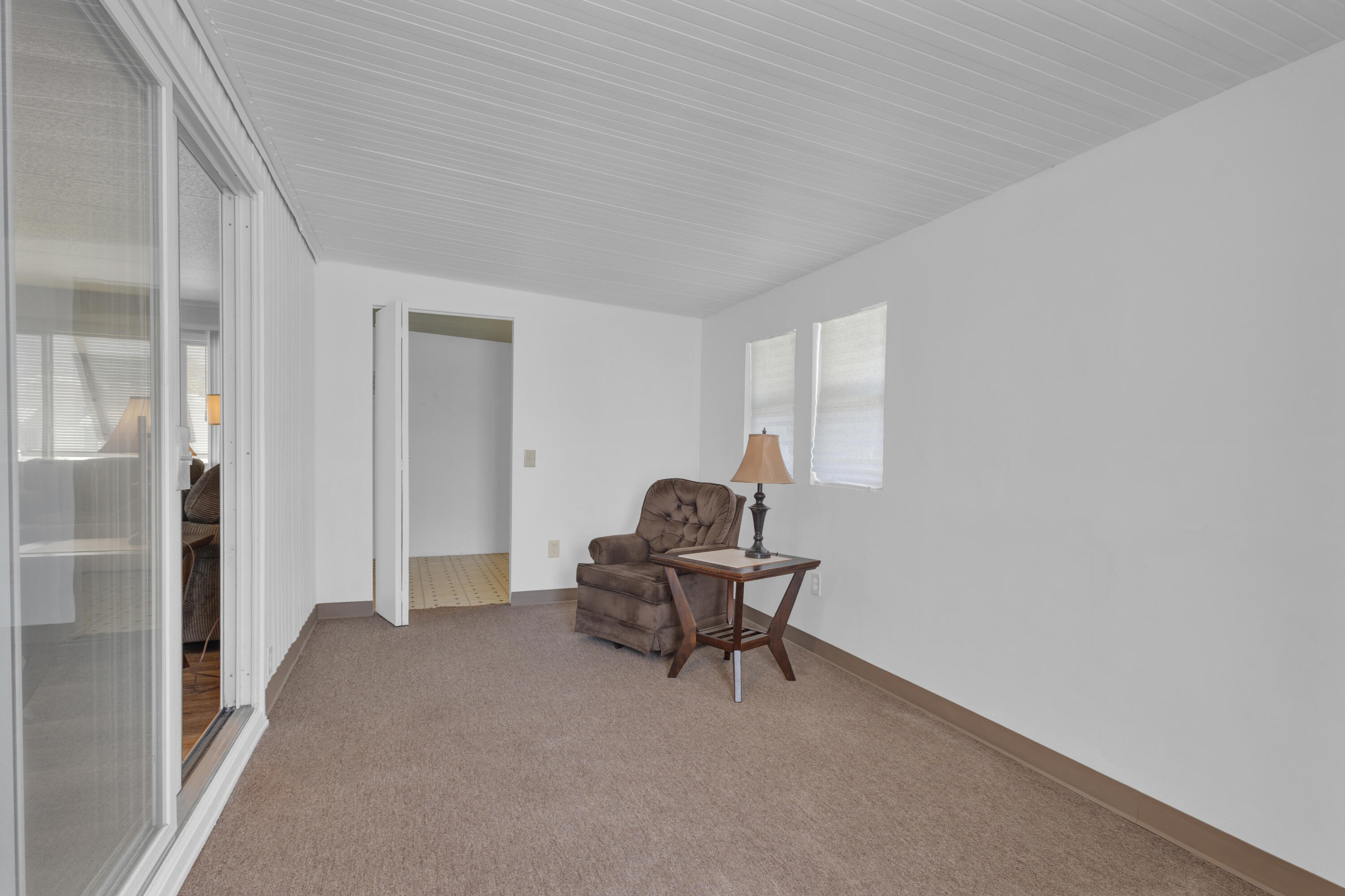 140 Ne Pinelake Village Boulevard Property Photo 18