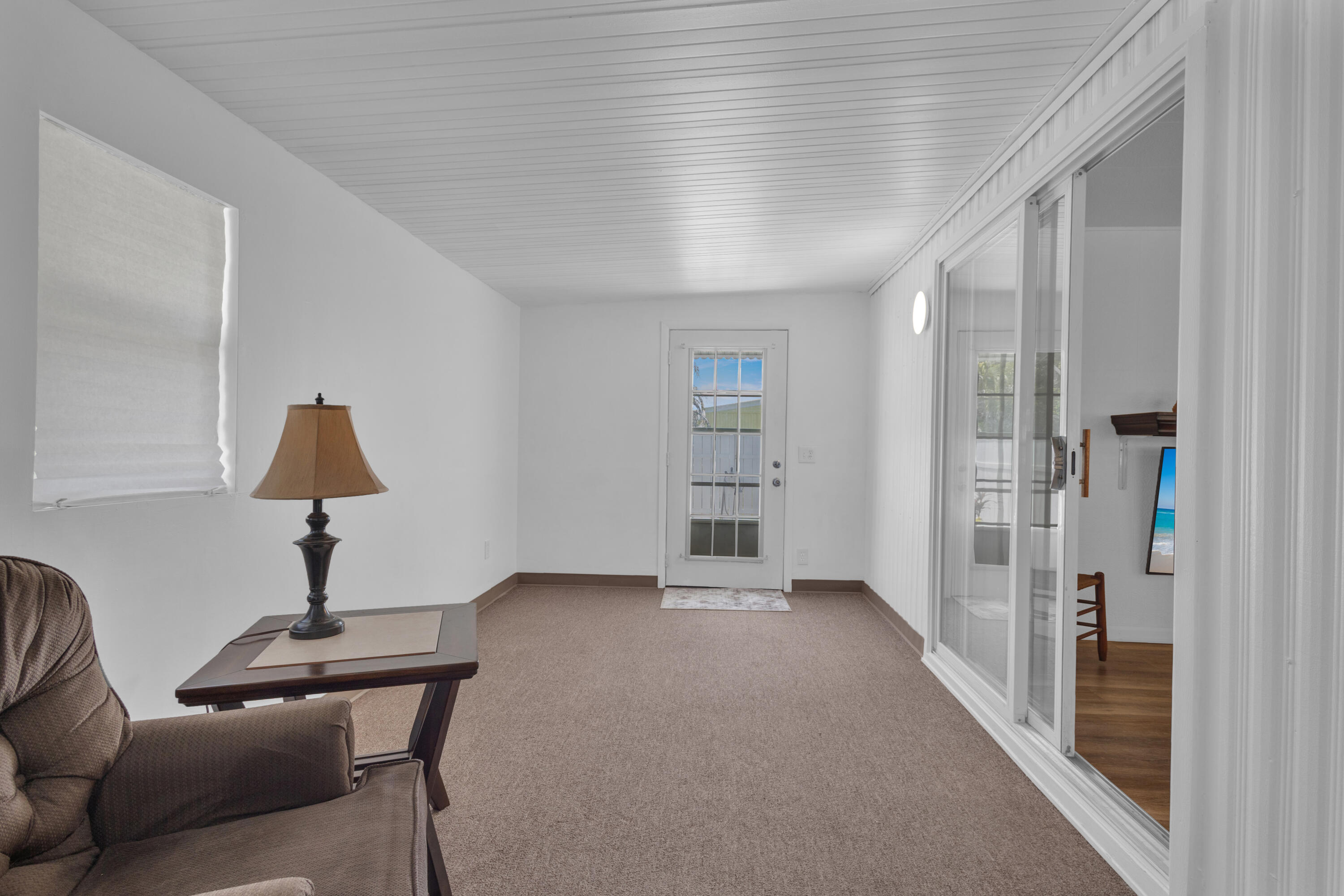 140 Ne Pinelake Village Boulevard Property Photo 21