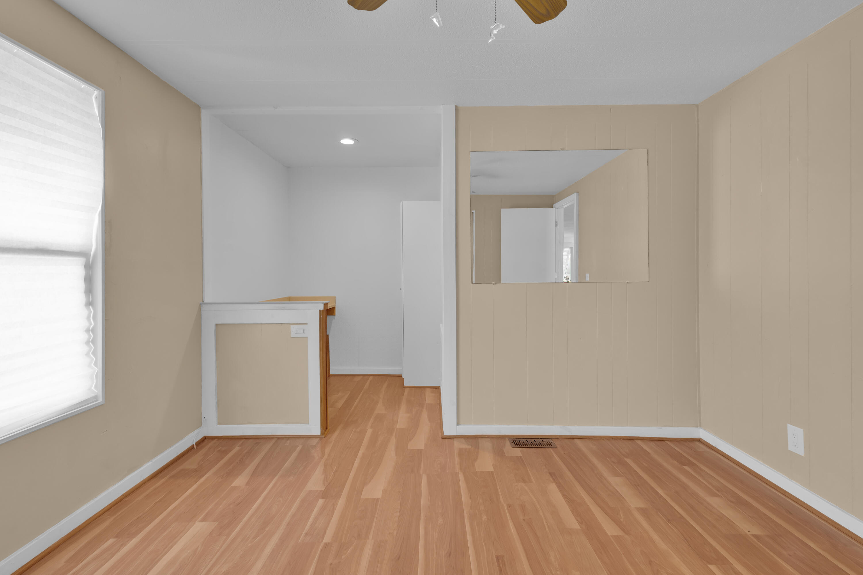 140 Ne Pinelake Village Boulevard Property Photo 31
