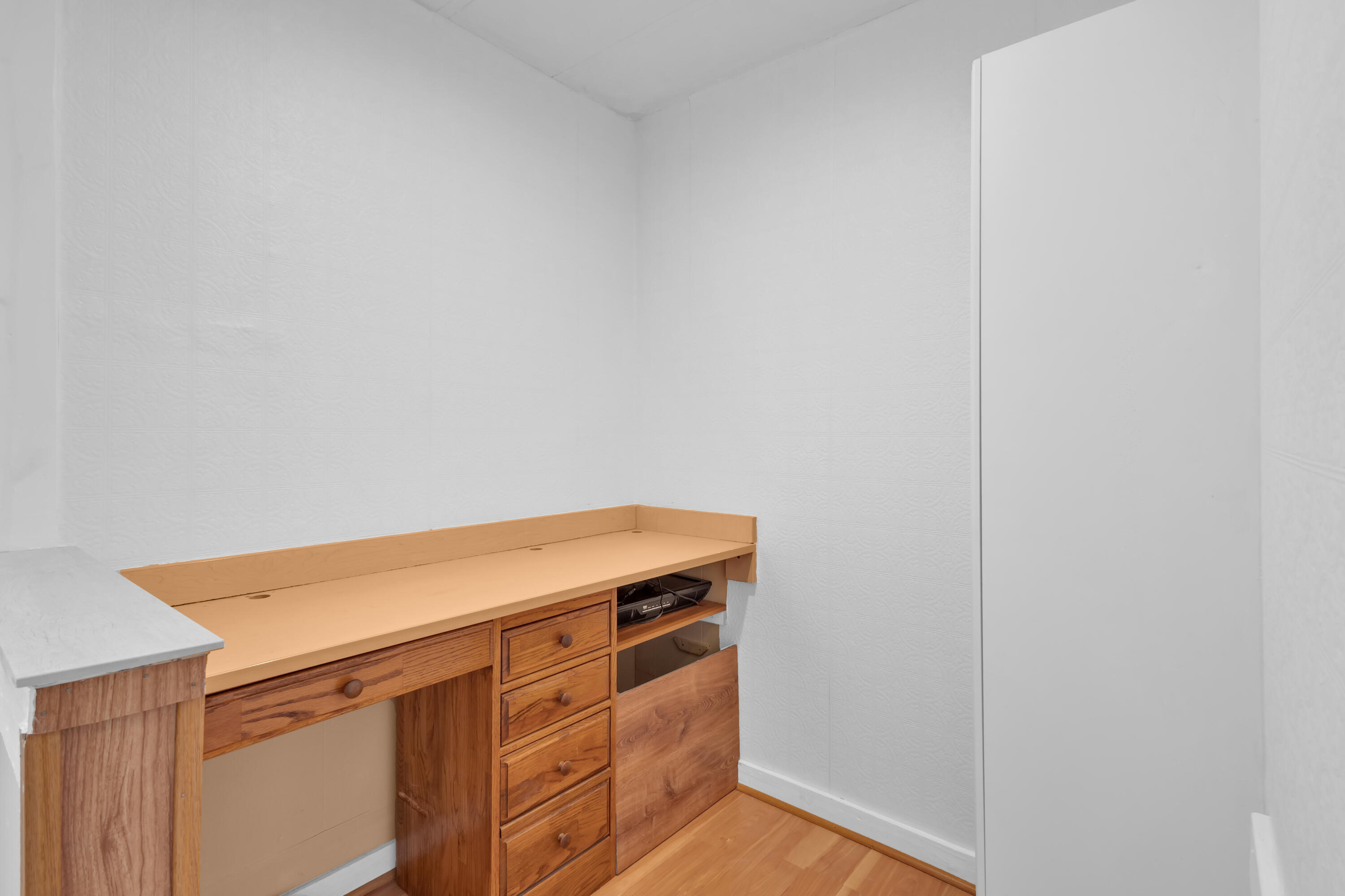 140 Ne Pinelake Village Boulevard Property Photo 32