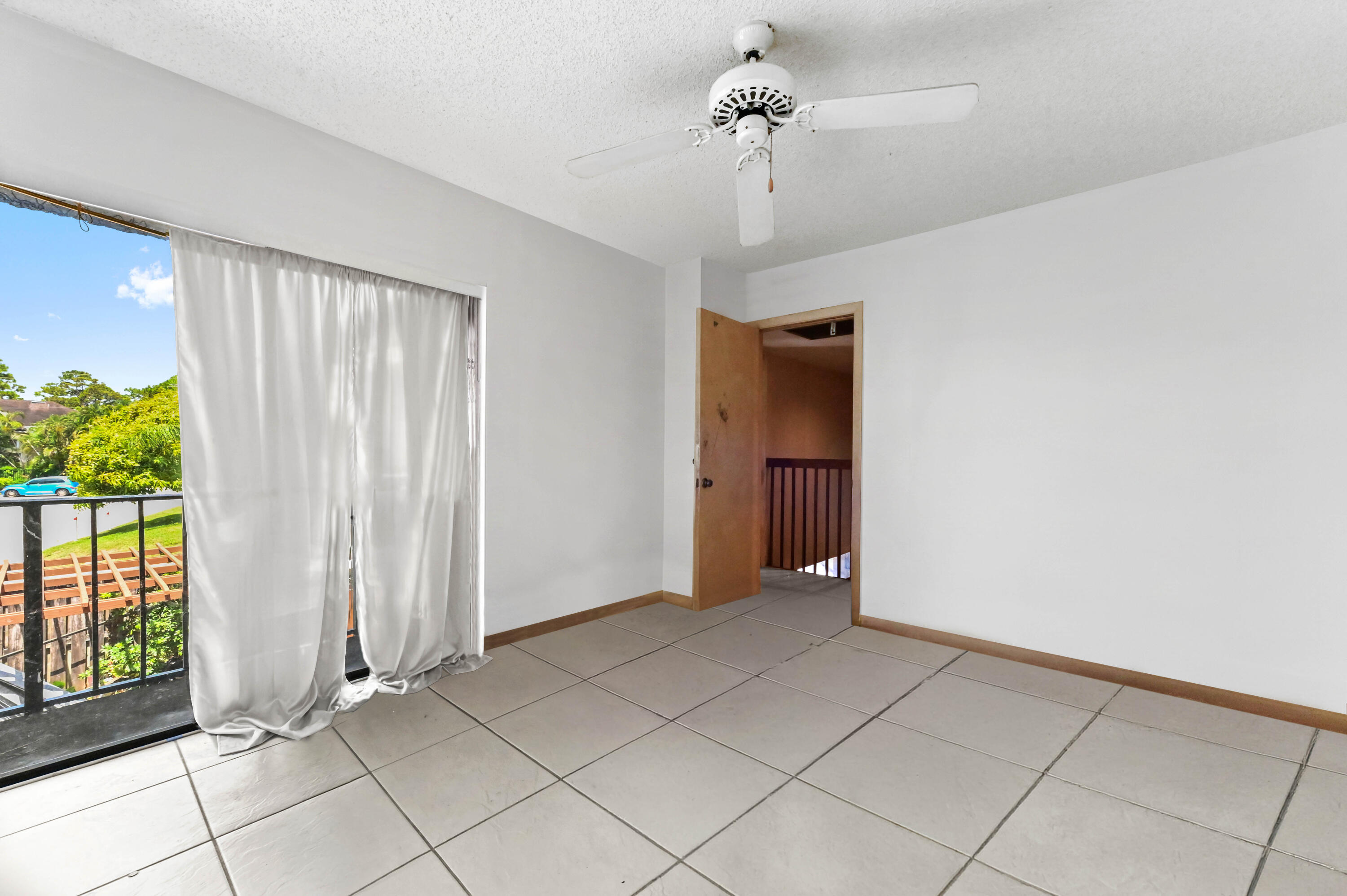 2423 24th Lane Property Photo 11