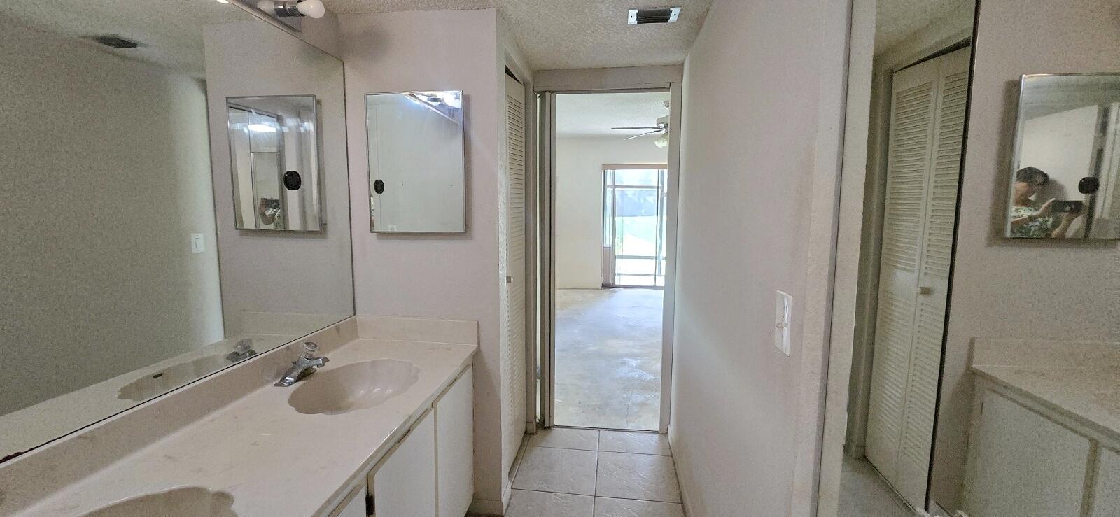 7843 Willow Spring Drive 613 Property Photo 6
