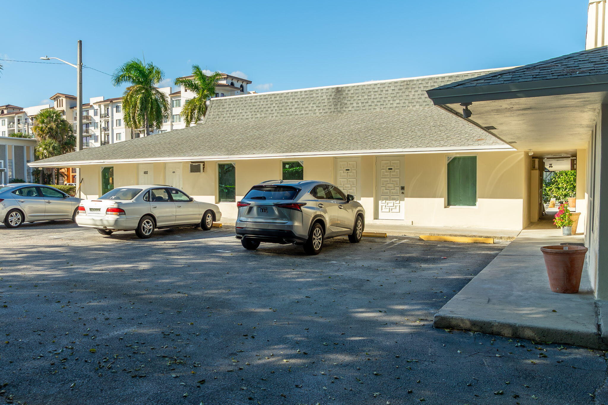 400 S Federal Highway Property Photo 15
