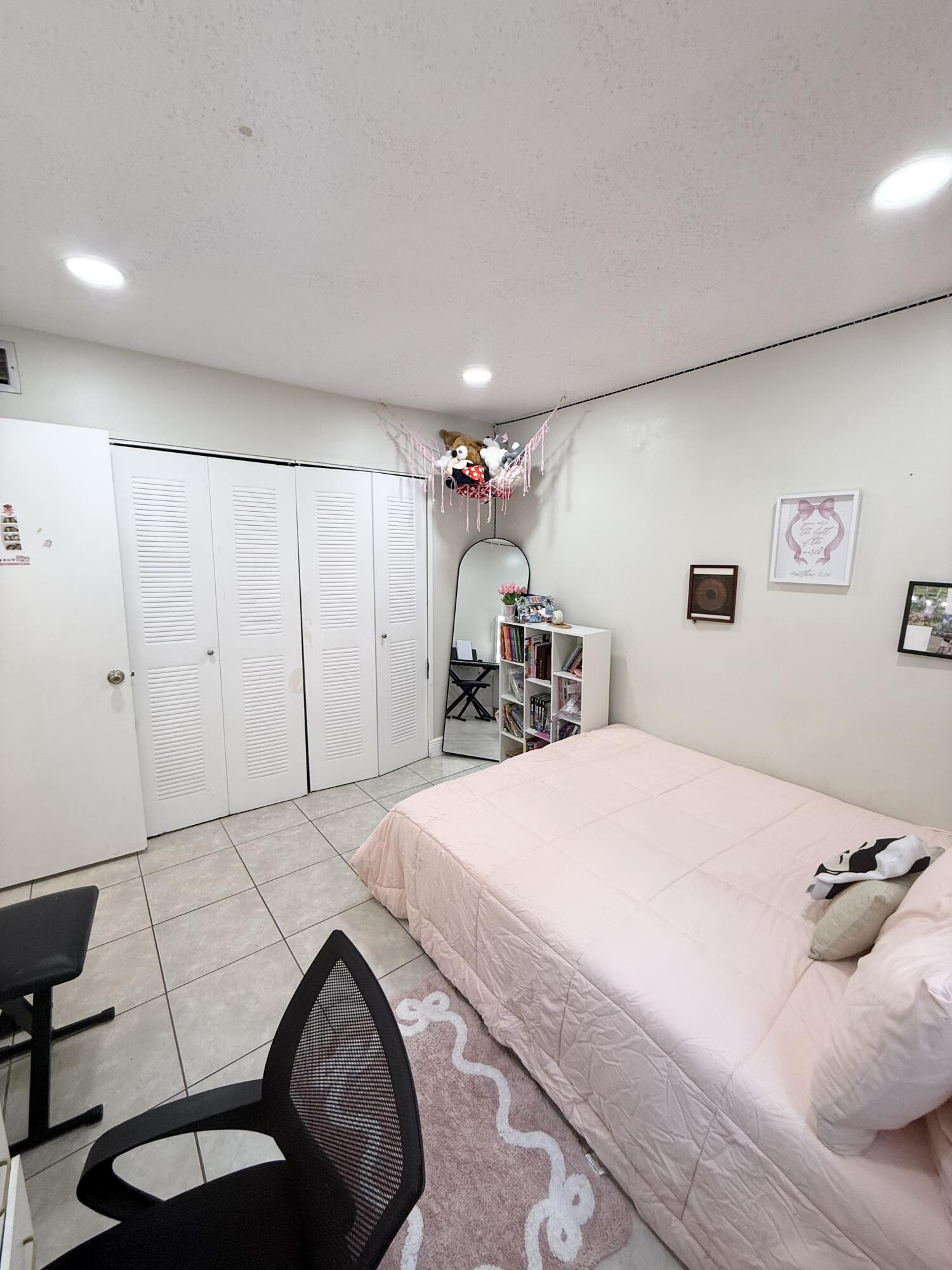 1421 Nw 45th Street 2 Property Photo 24