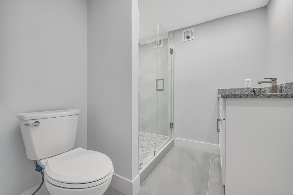 2751 S Ocean Drive 1008 Property Photo 38