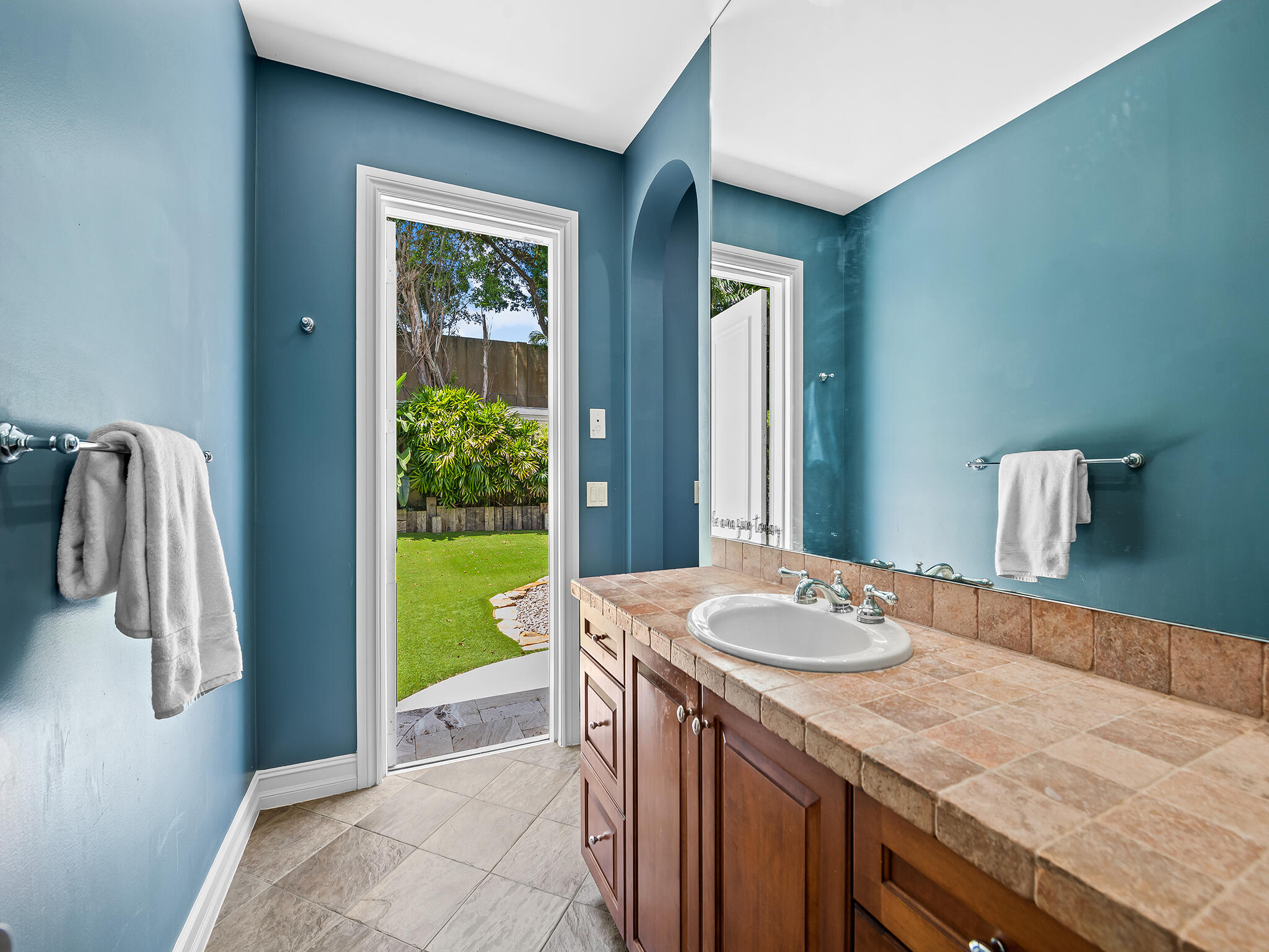 10800 Blue Palm Street Property Photo 26