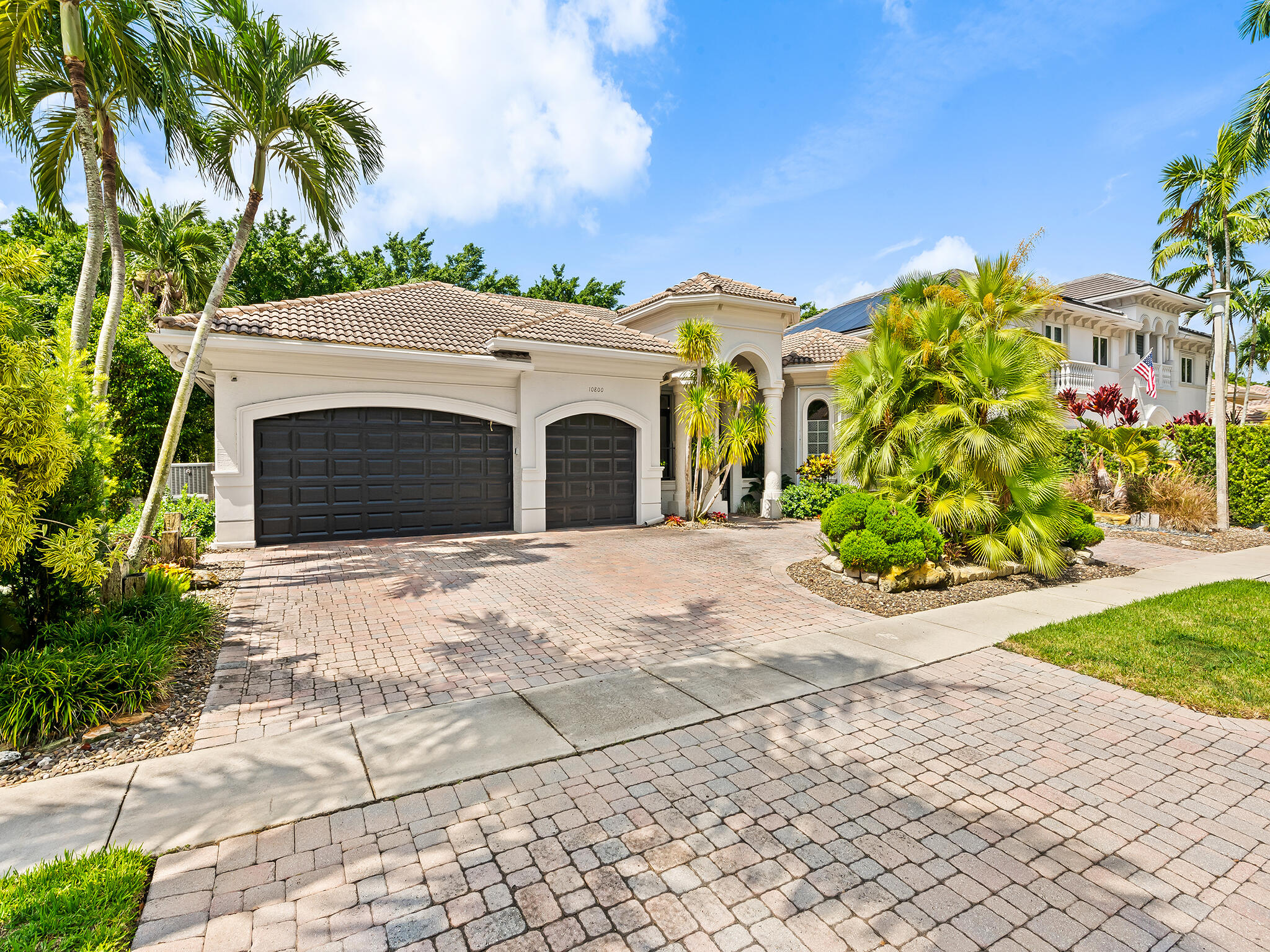 10800 Blue Palm Street Property Photo 33