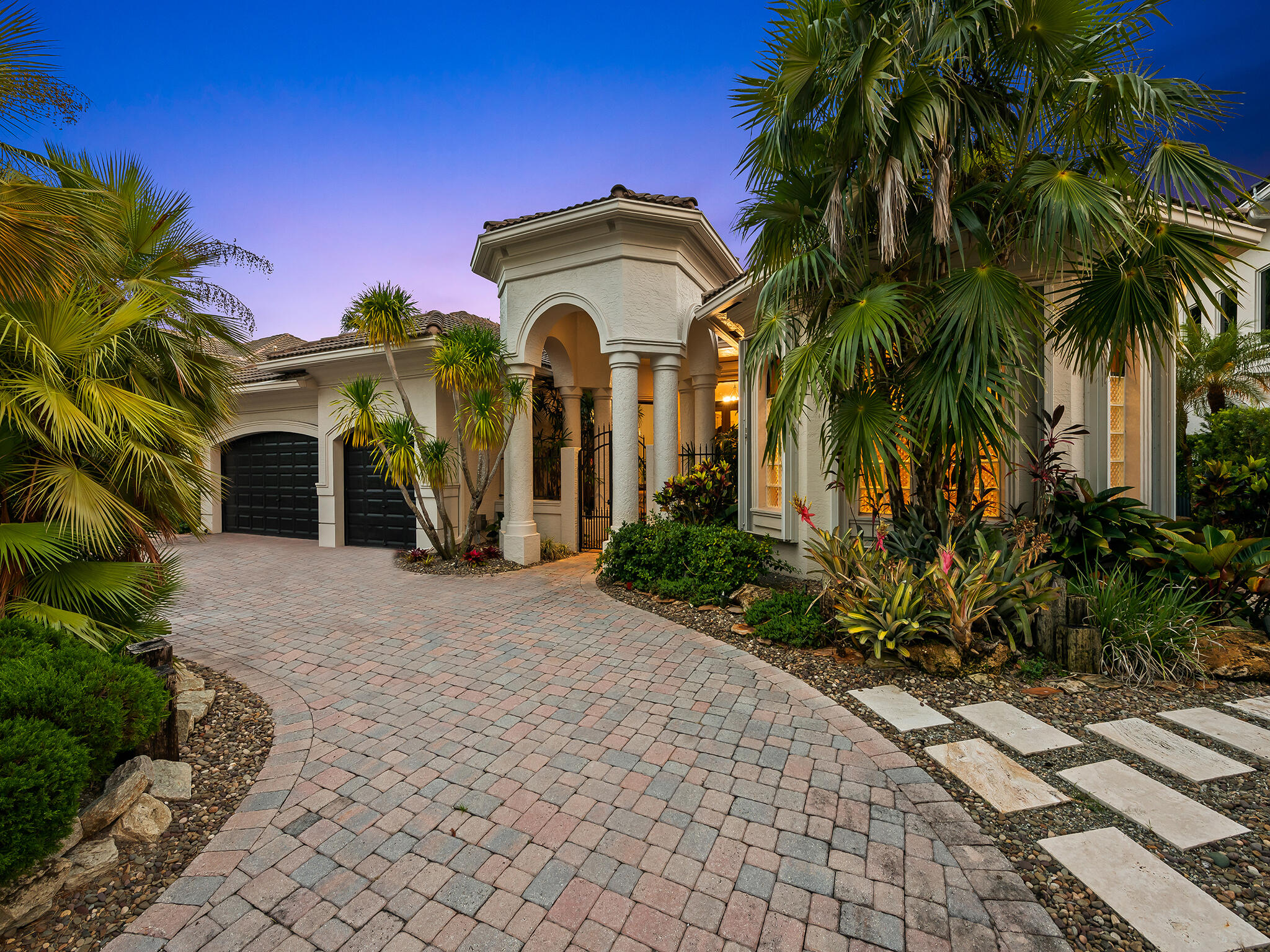 10800 Blue Palm Street Property Photo 38