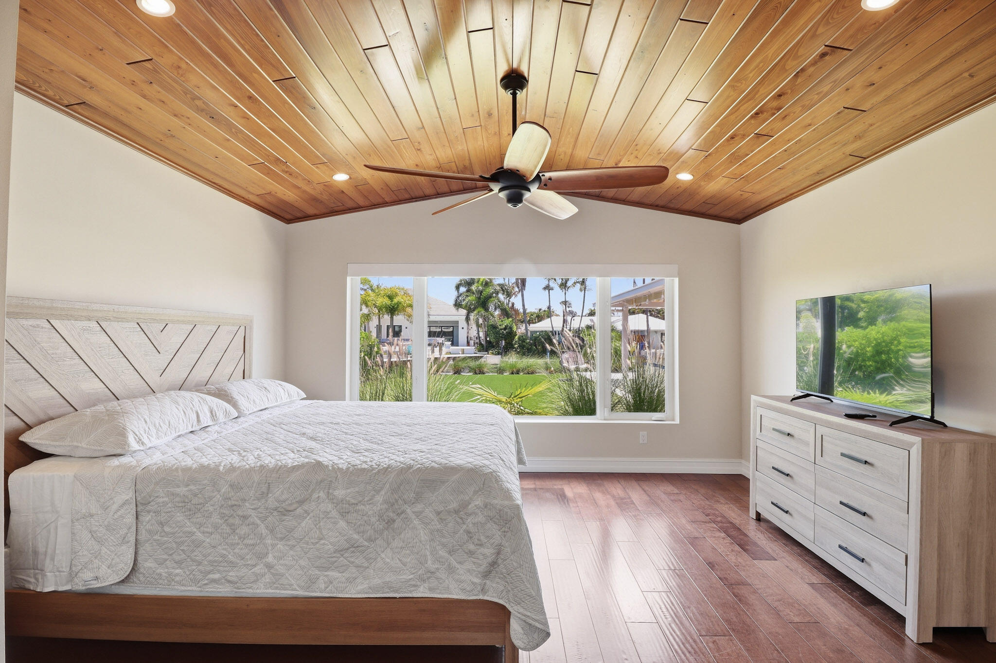 16 Leeward Circle Property Photo 25
