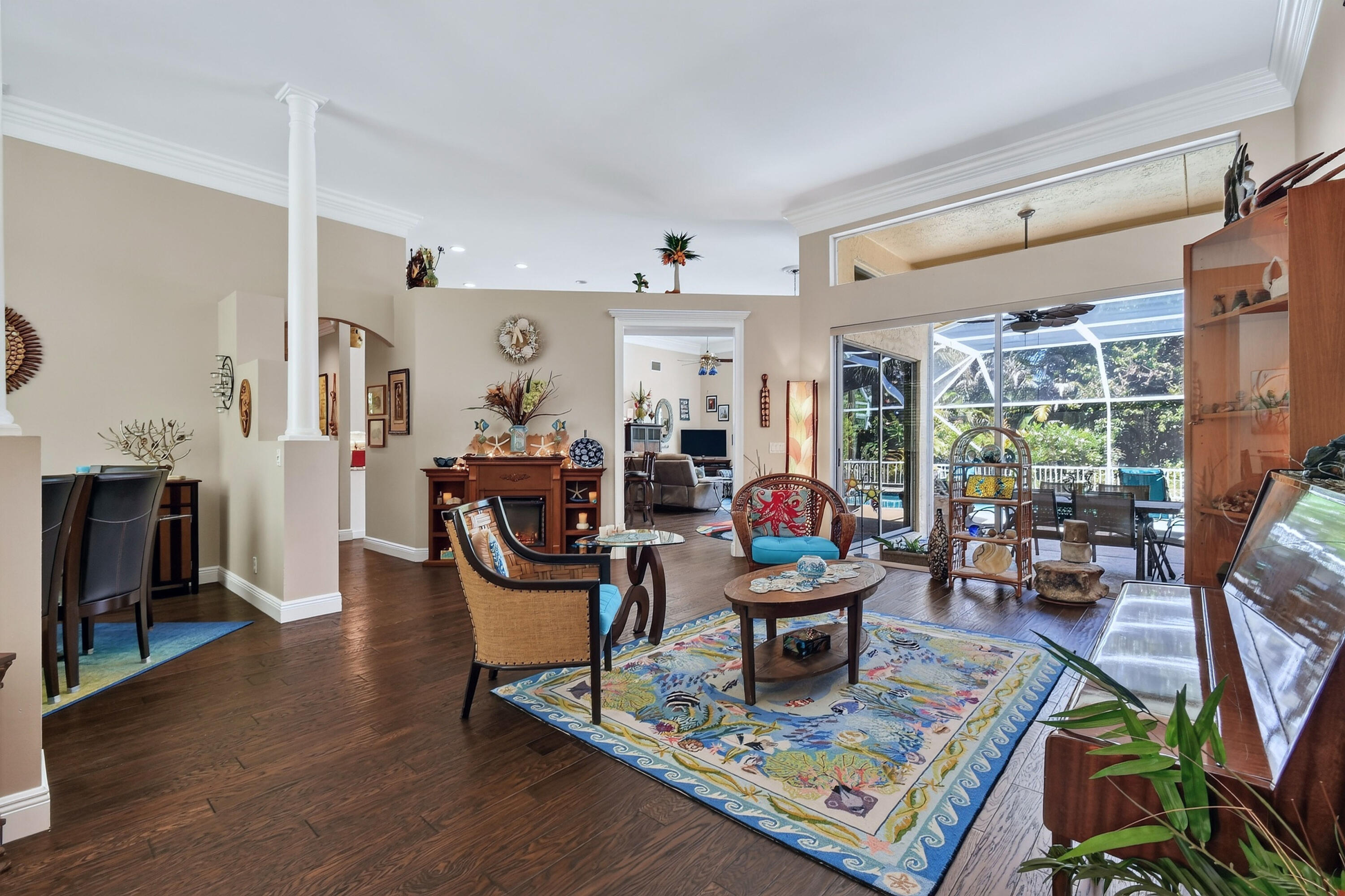 153 N River Drive E Property Photo 10