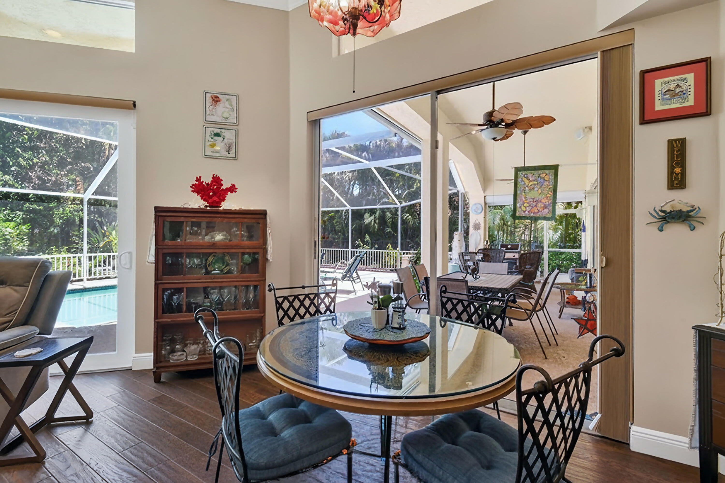 153 N River Drive E Property Photo 16
