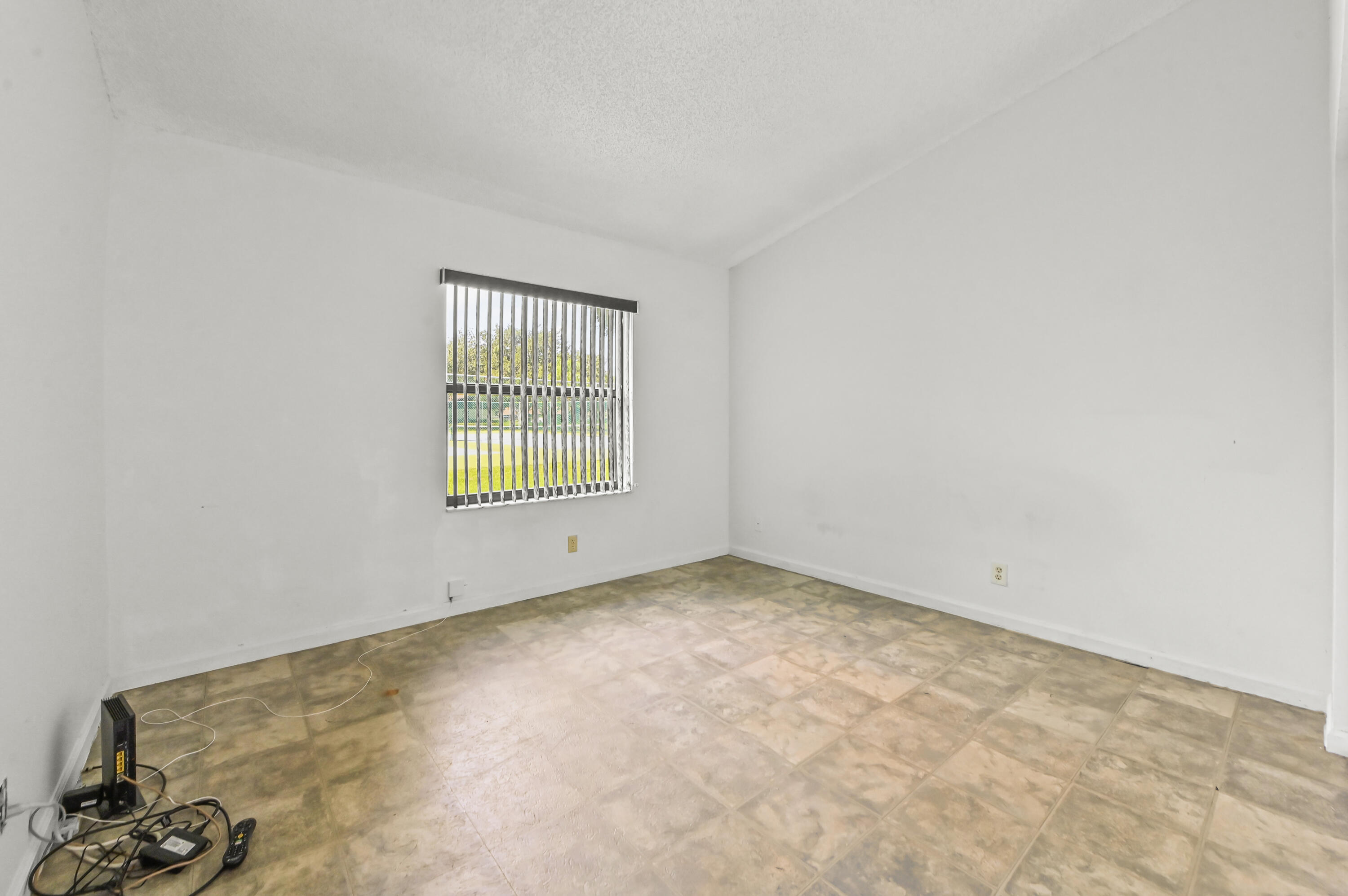 57 Via De Casas Norte Property Photo 14