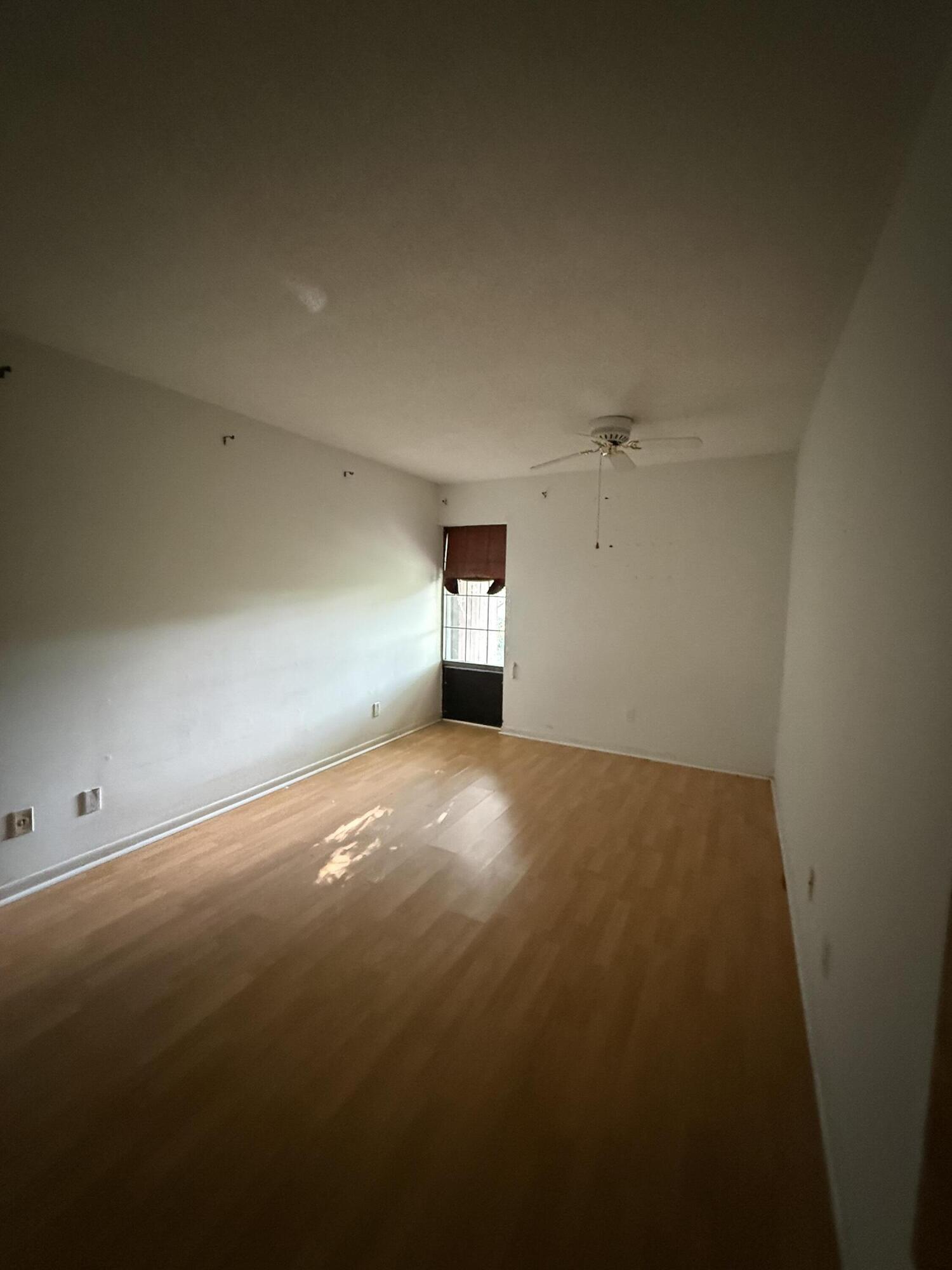 5933 Forest Hill Boulevard 3 Property Photo 8