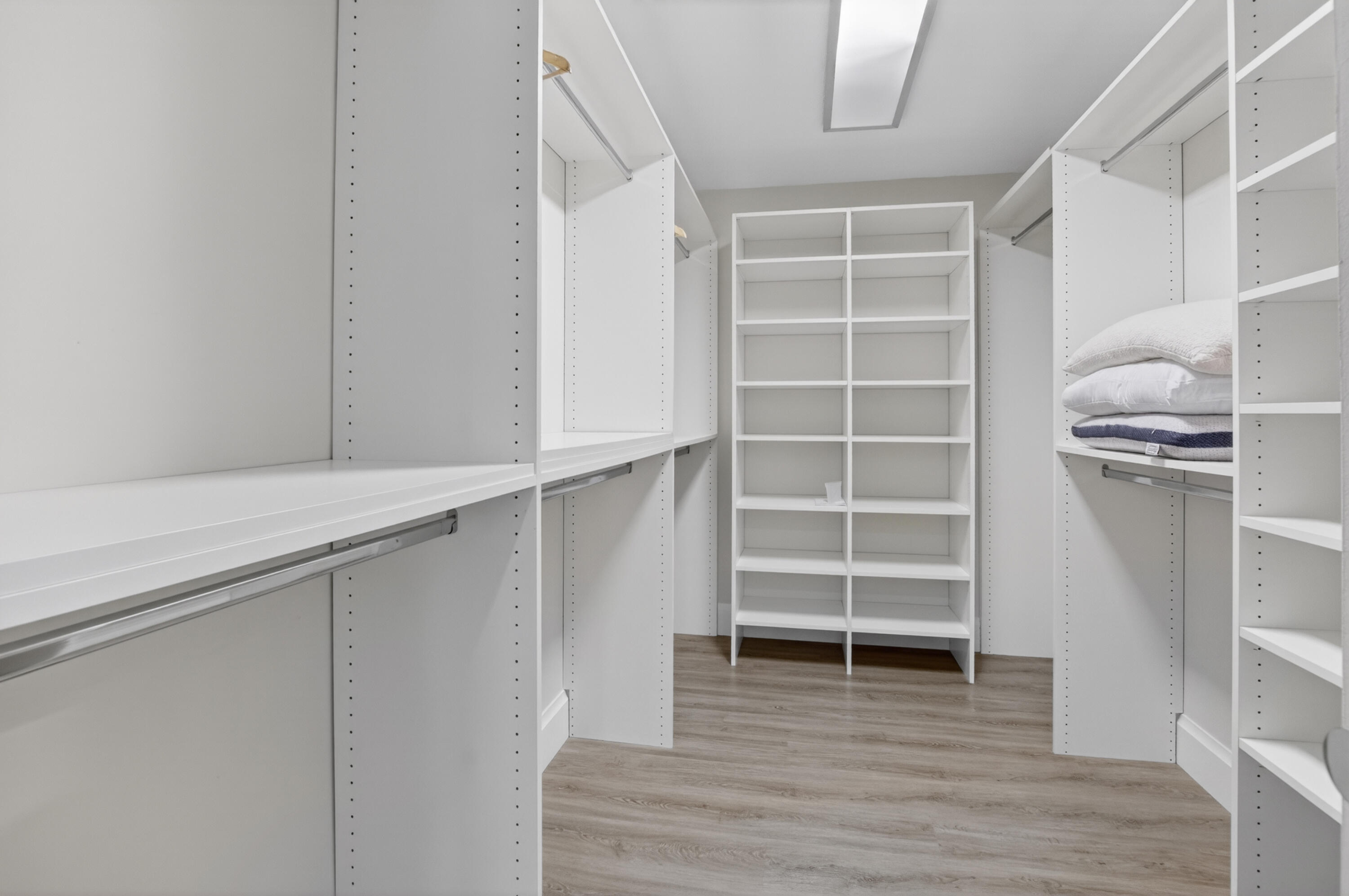 135 Se 28th Court Property Photo 33