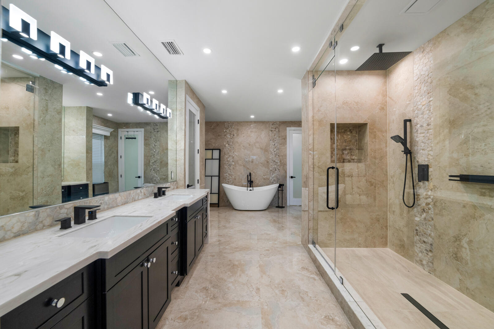9065 Watercrest Circle E Property Photo 18