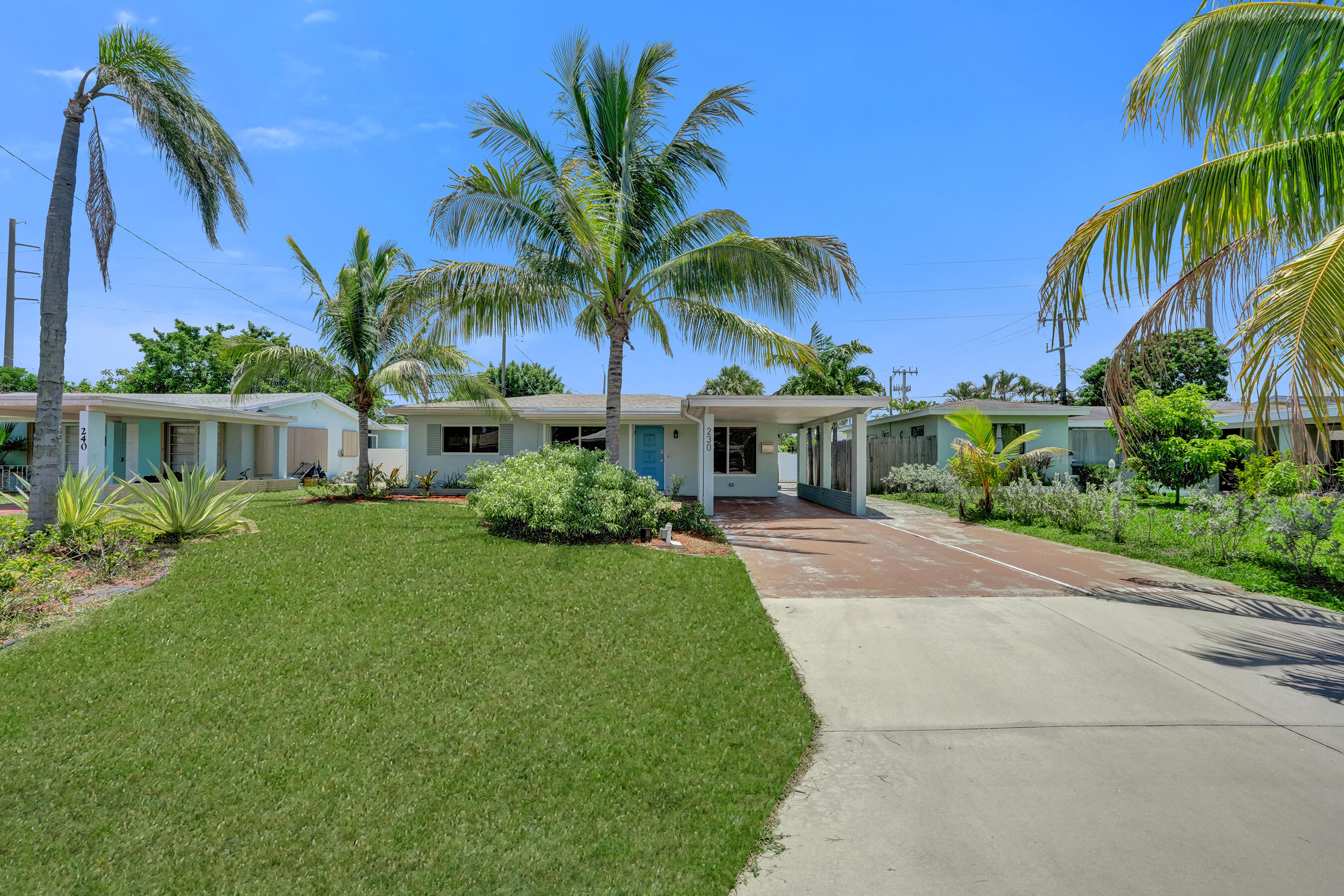 230 Ne 45th Street Property Photo 1