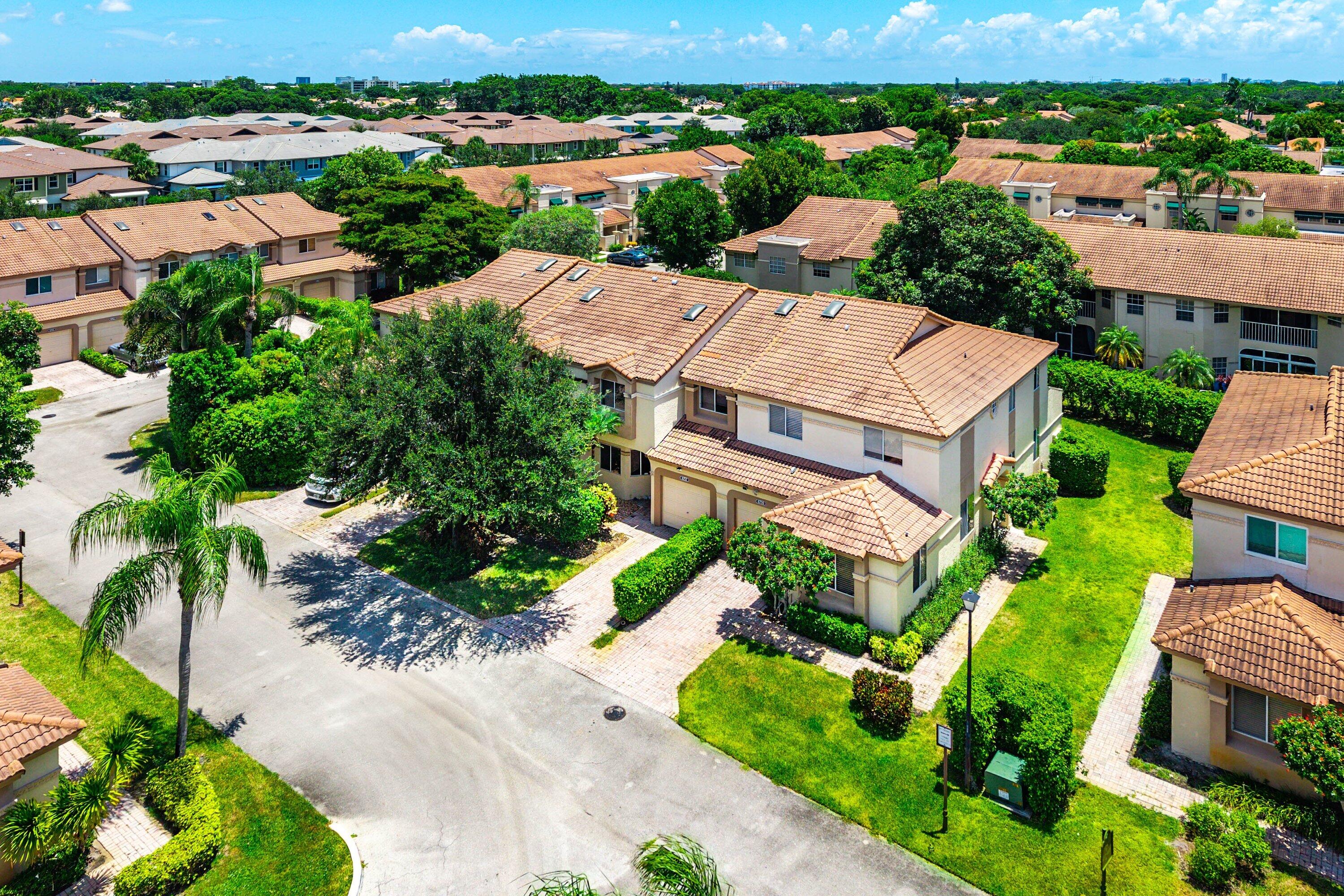 6757 Via Regina Property Photo 1