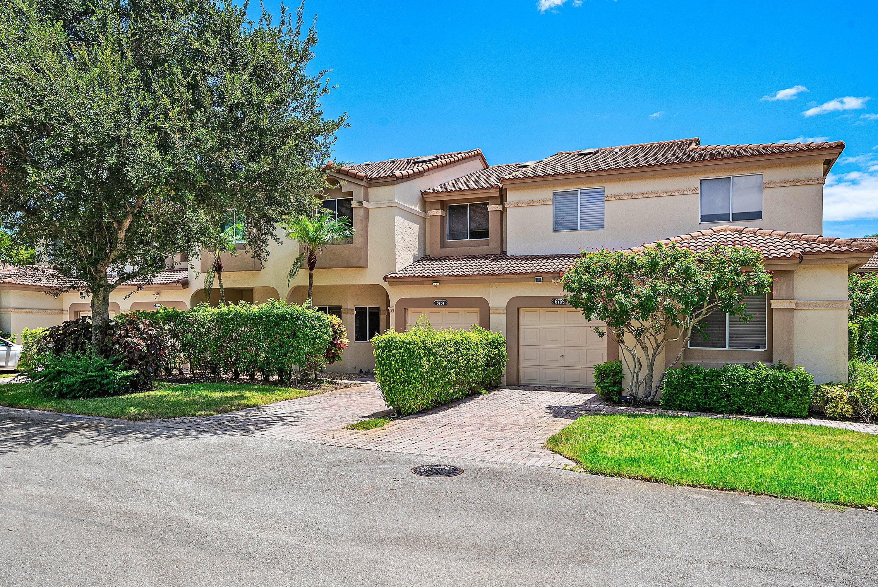 6757 Via Regina Property Photo 6