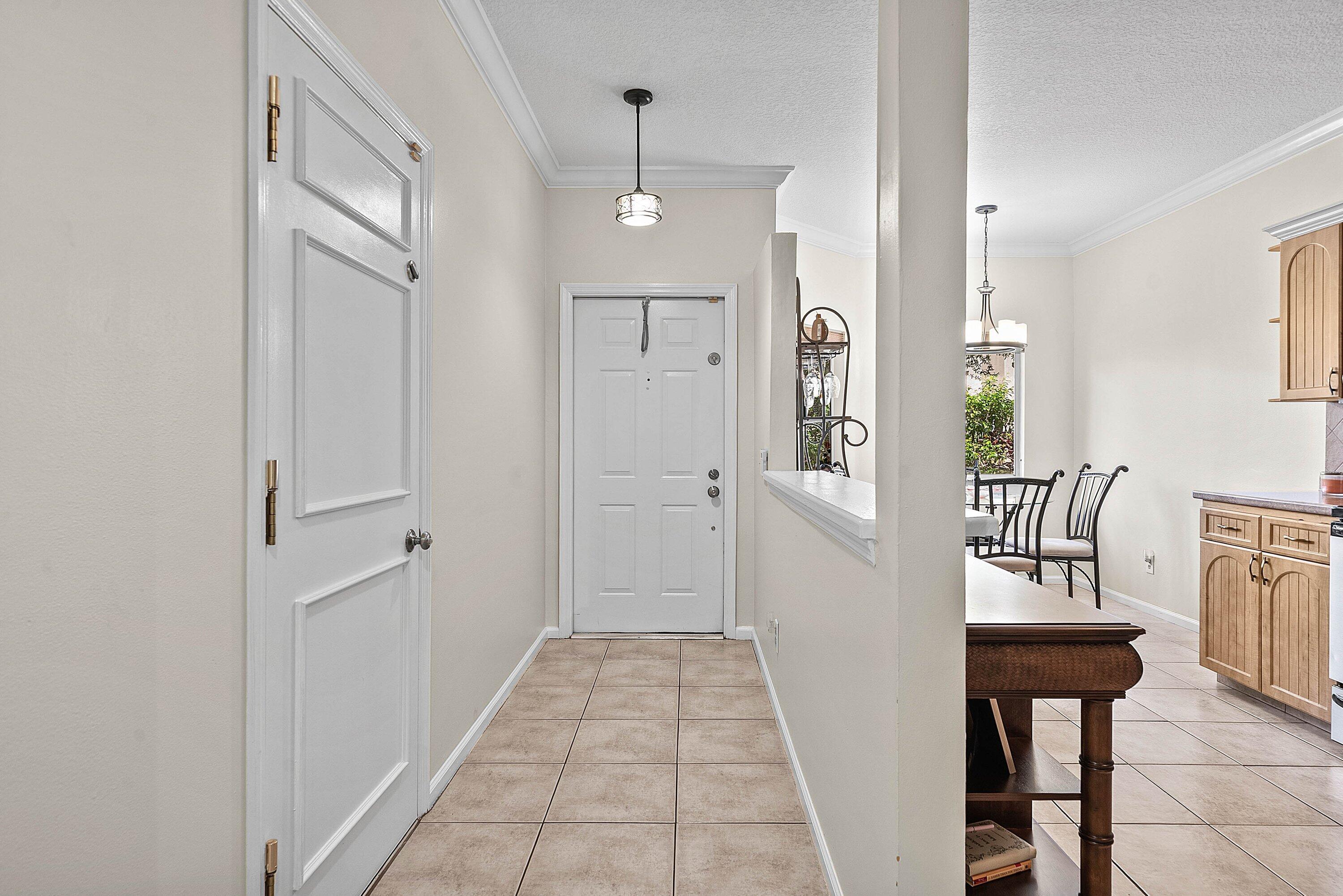 6757 Via Regina Property Photo 9