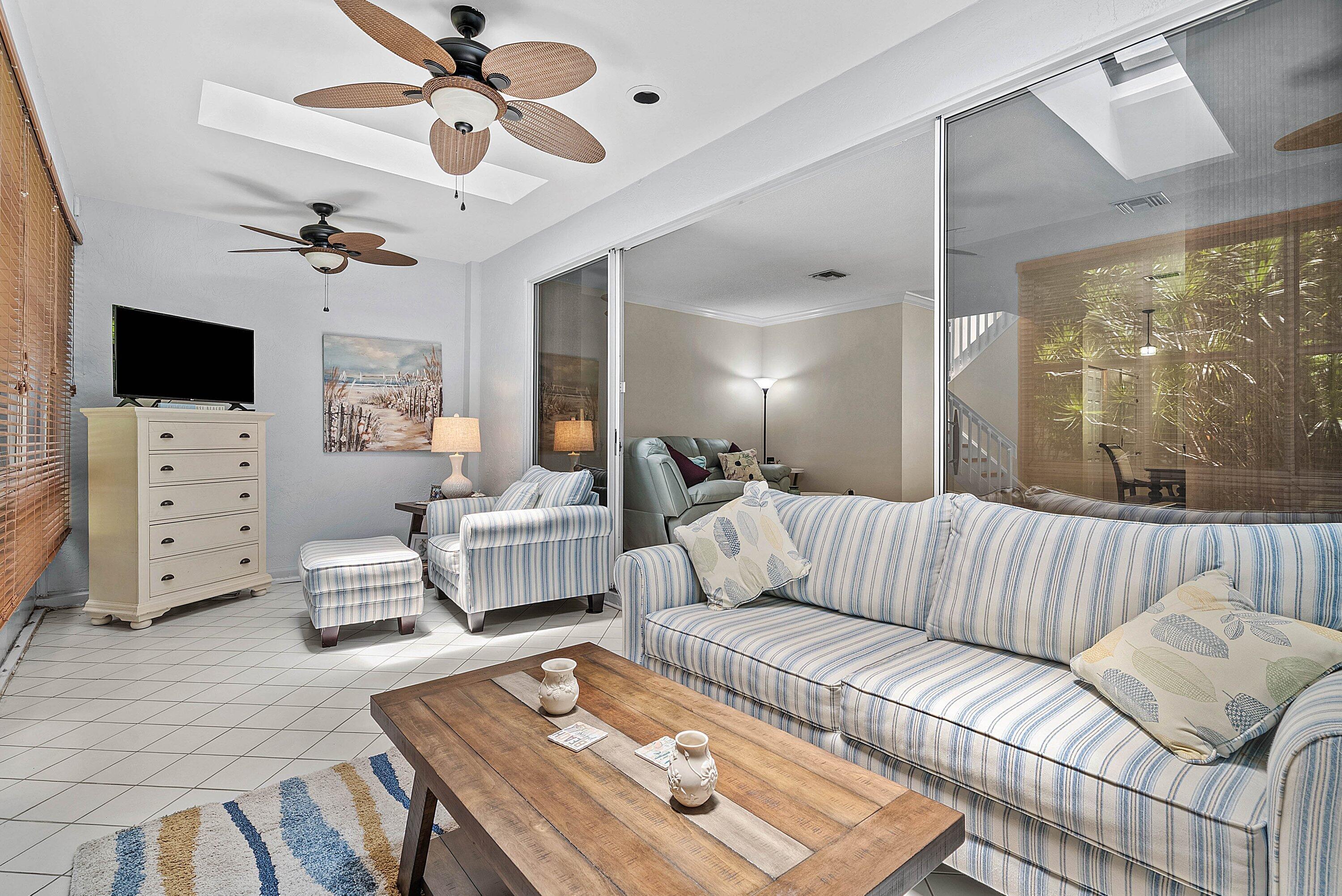6757 Via Regina Property Photo 39