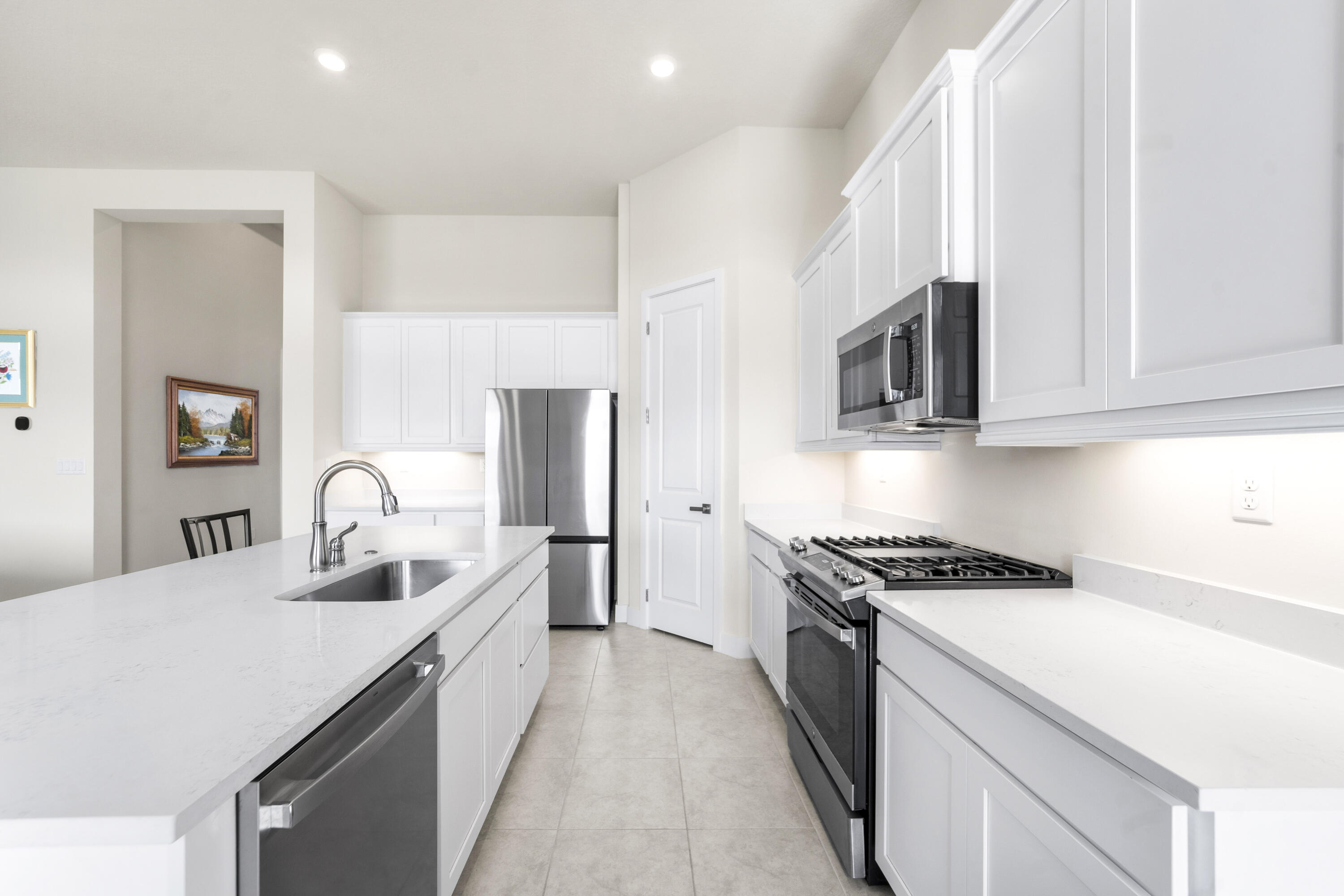 8098 Liberty Way Property Photo 11