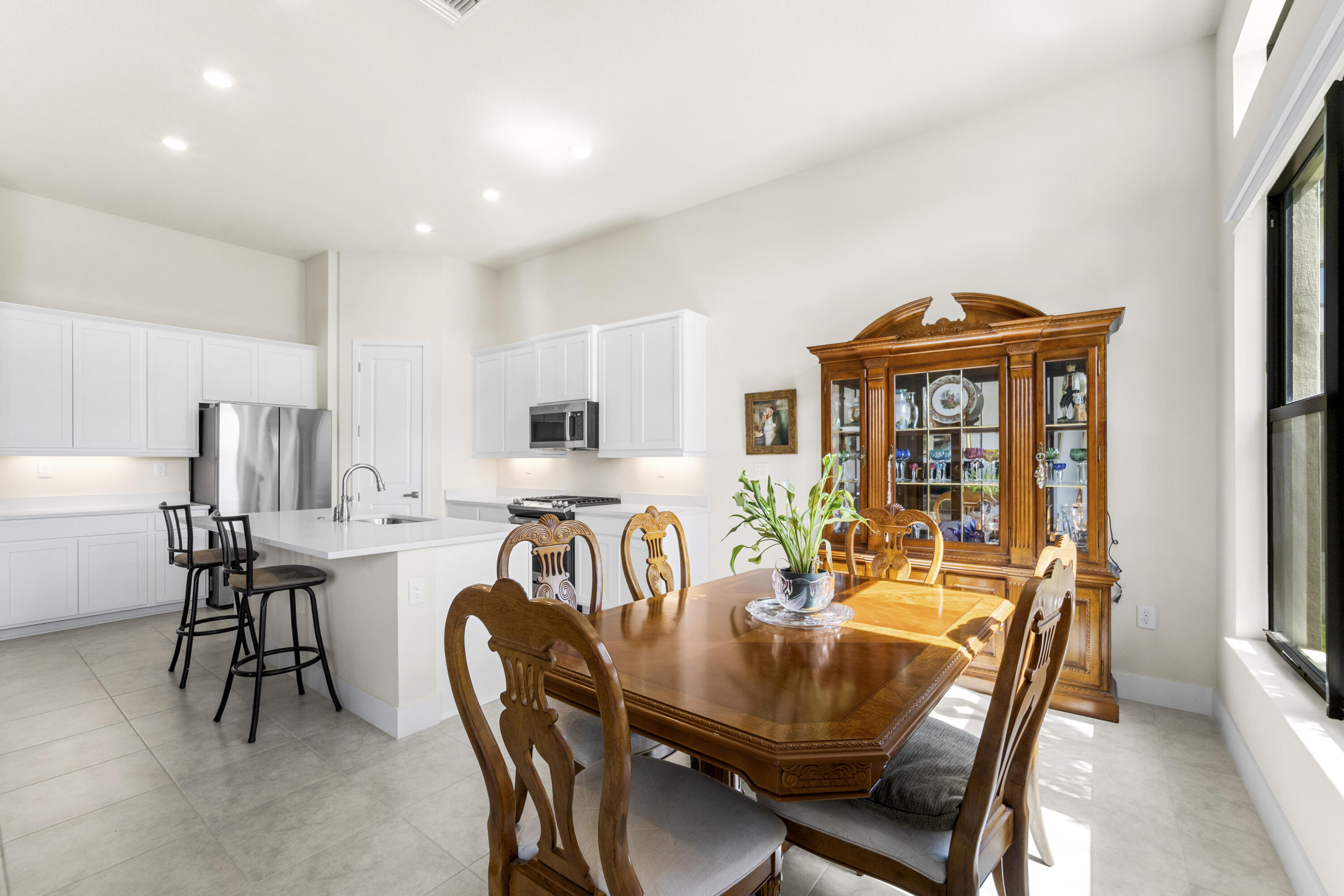 8098 Liberty Way Property Photo 15