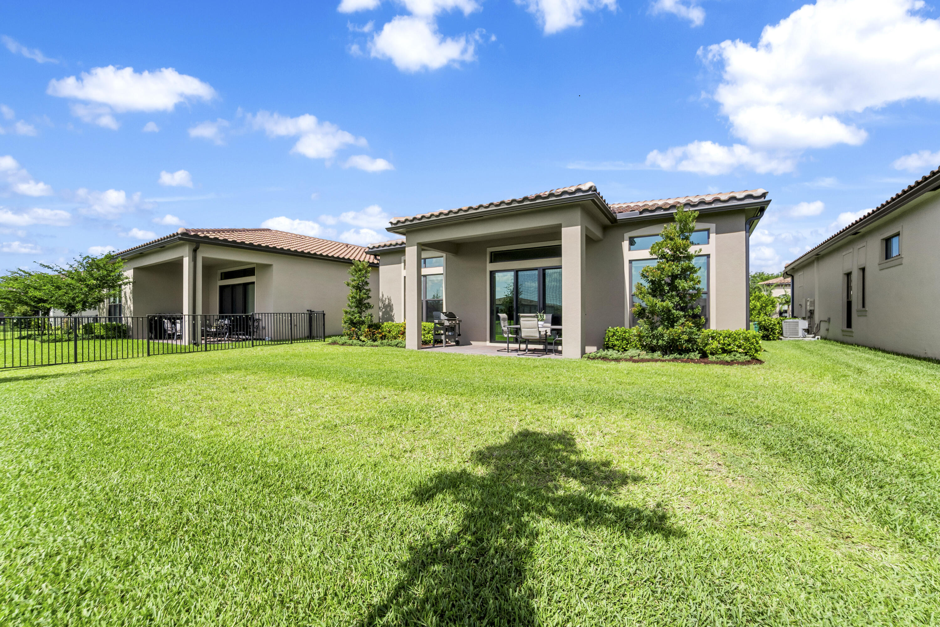 8098 Liberty Way Property Photo 43