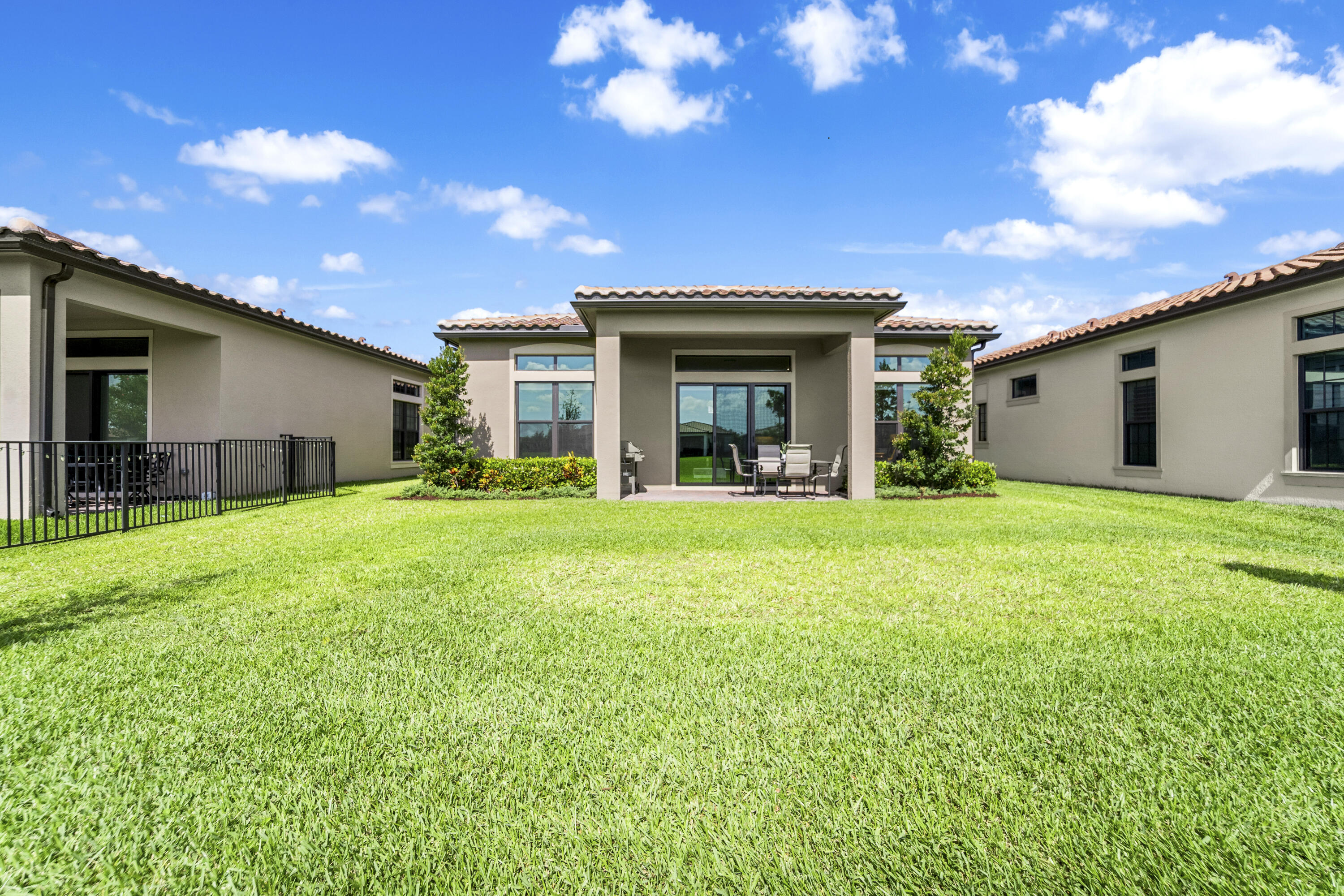 8098 Liberty Way Property Photo 44