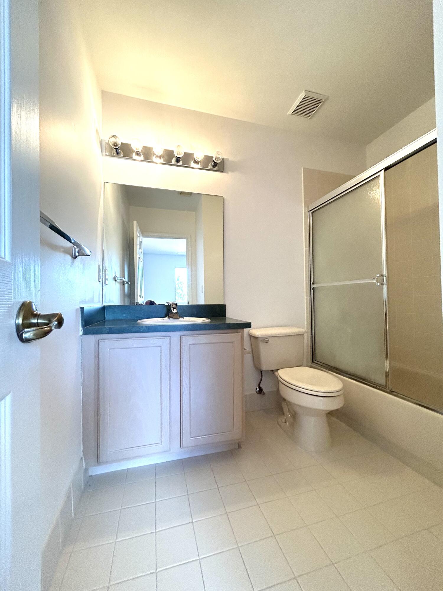 1007 Arezzo Circle Property Photo 9