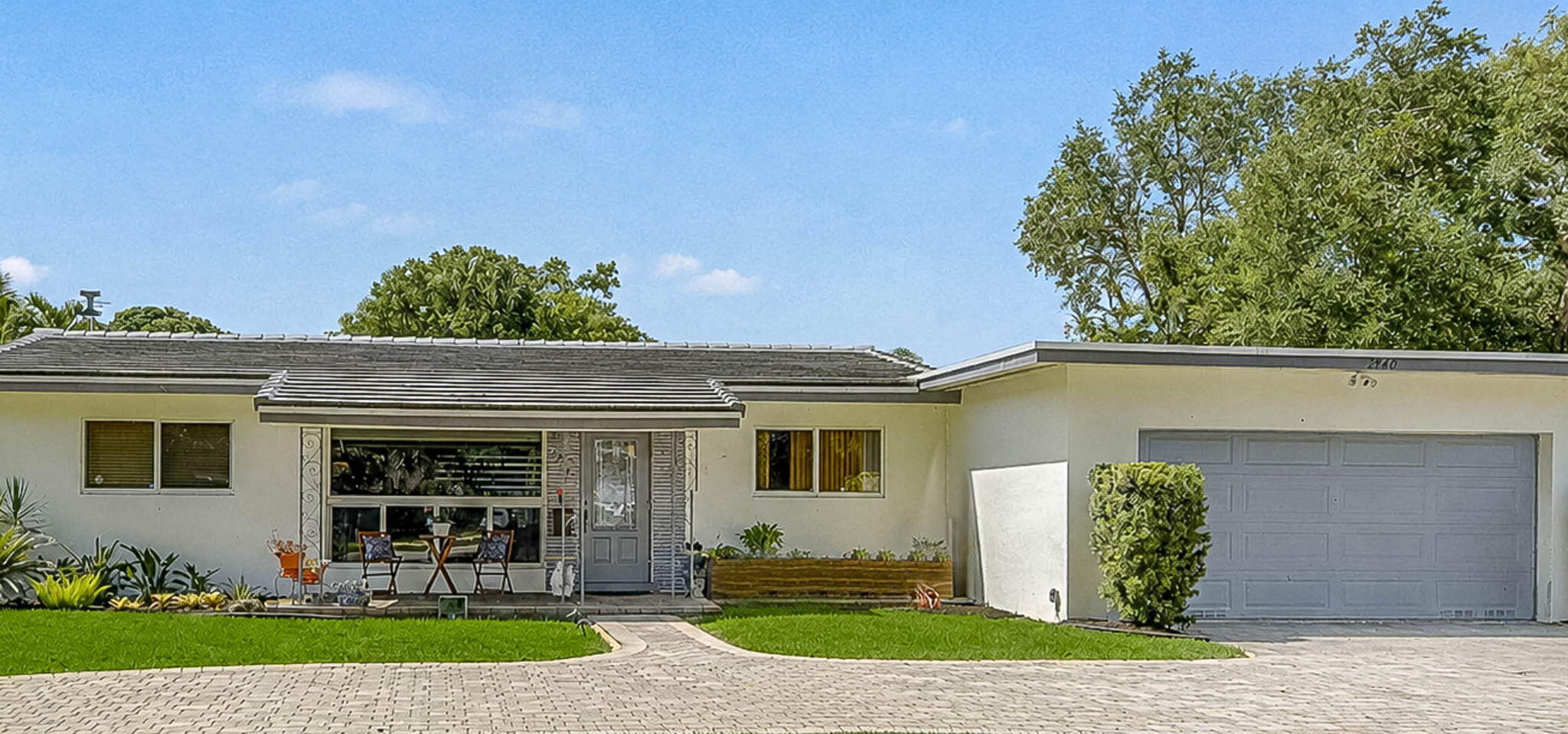 2740 SW 16th Street Property Photo 1