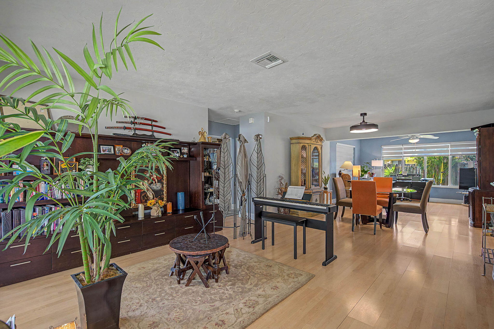 2740 Sw 16th Street Property Photo 4