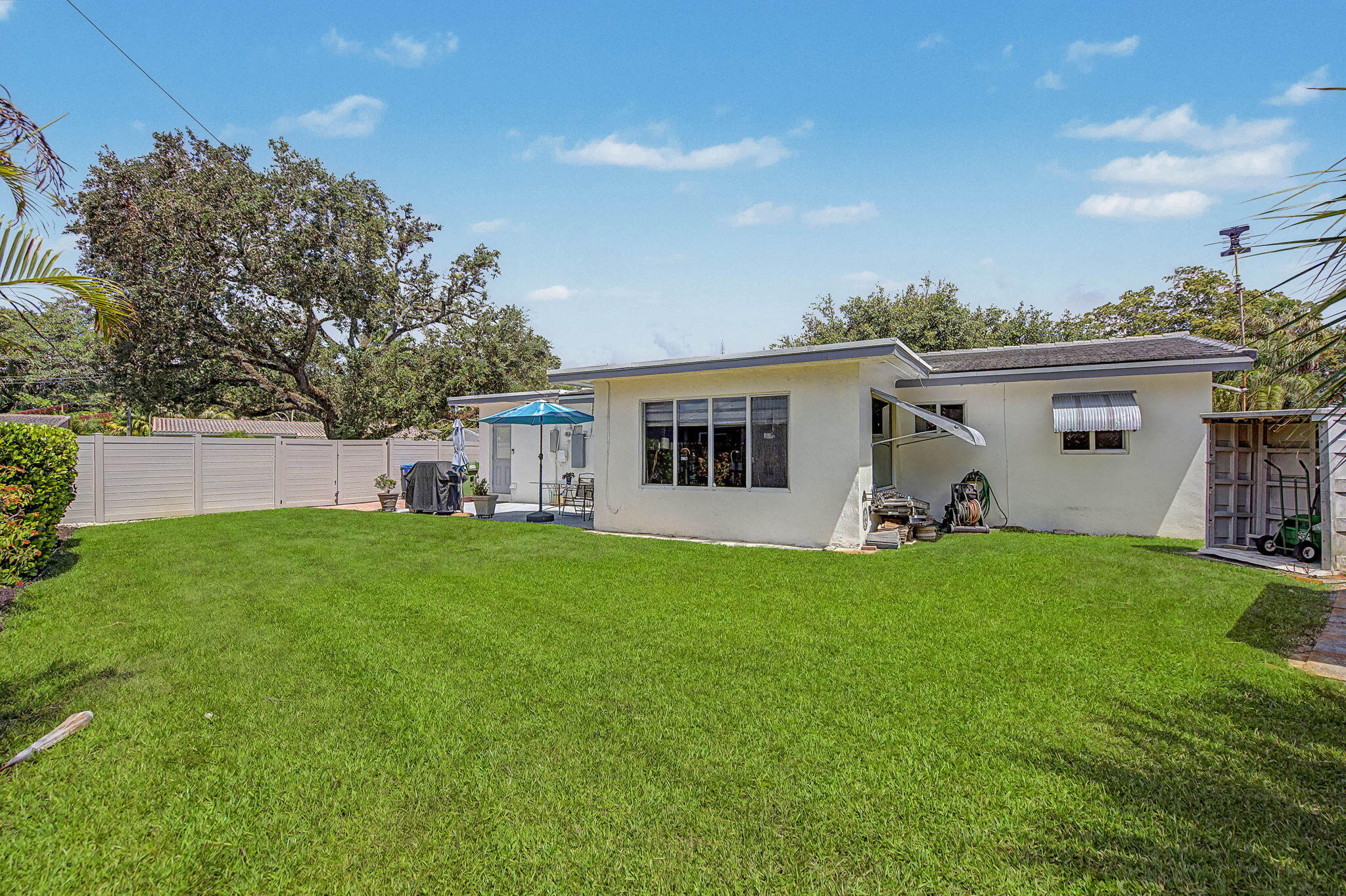 2740 Sw 16th Street Property Photo 26