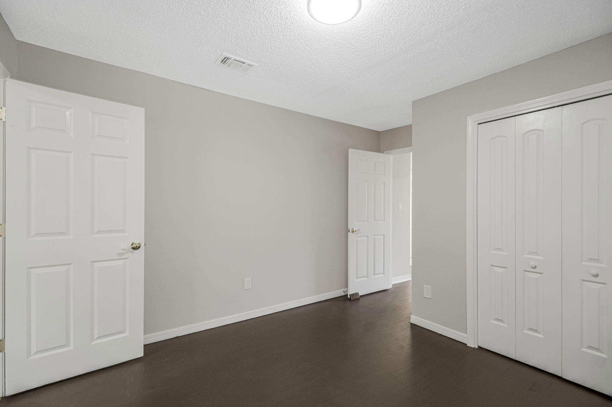 3031 W Jackson Street Property Photo 10