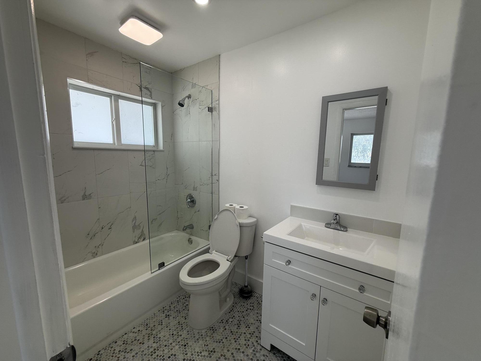1859 Lincoln Street 202 Property Photo 7