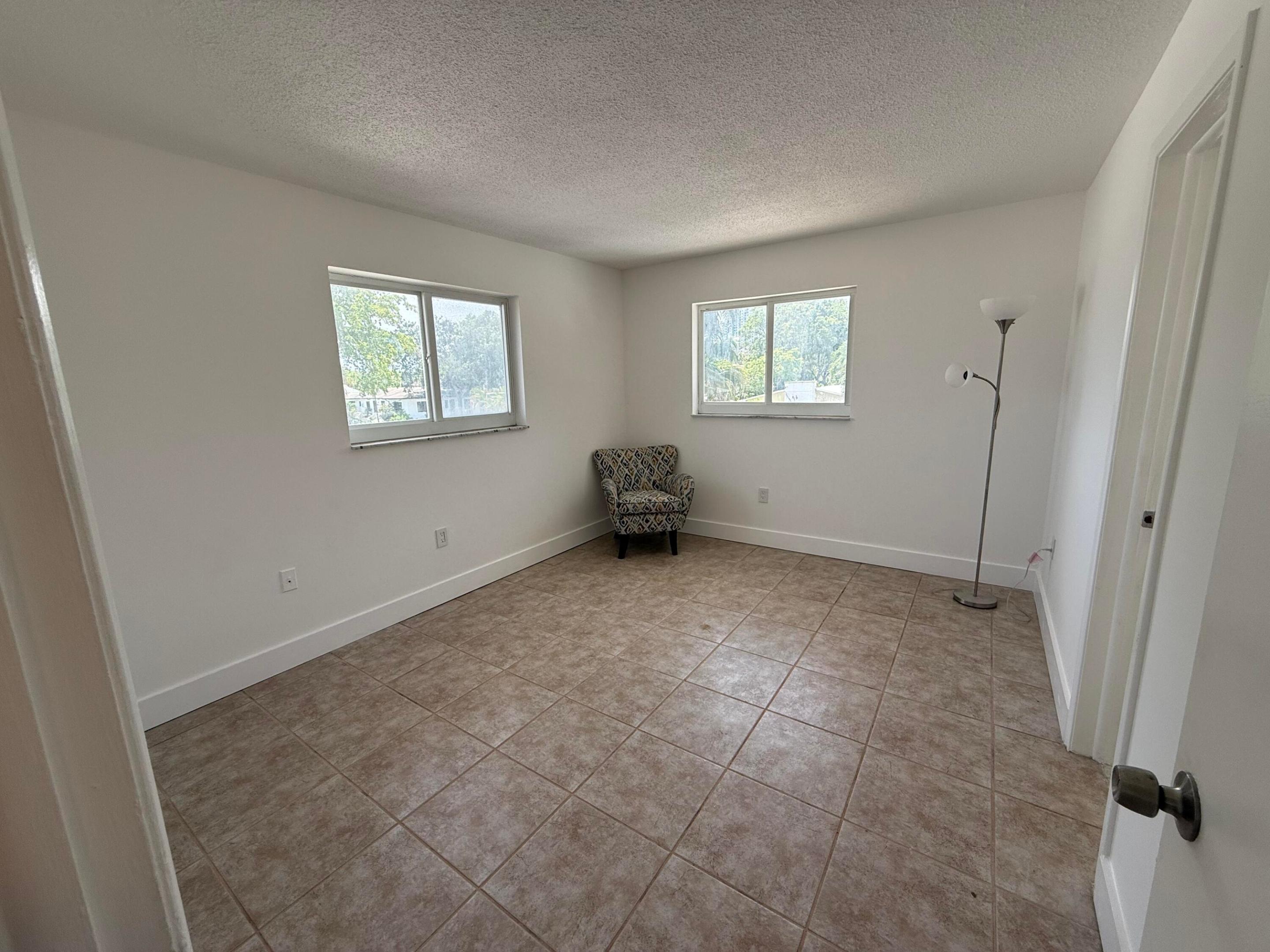 1859 Lincoln Street 202 Property Photo 8