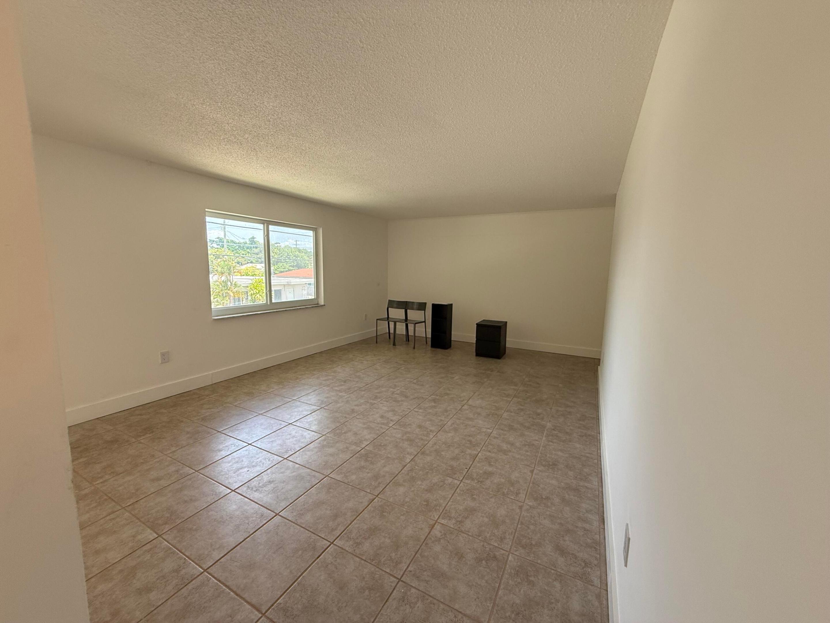 1859 Lincoln Street 202 Property Photo 10