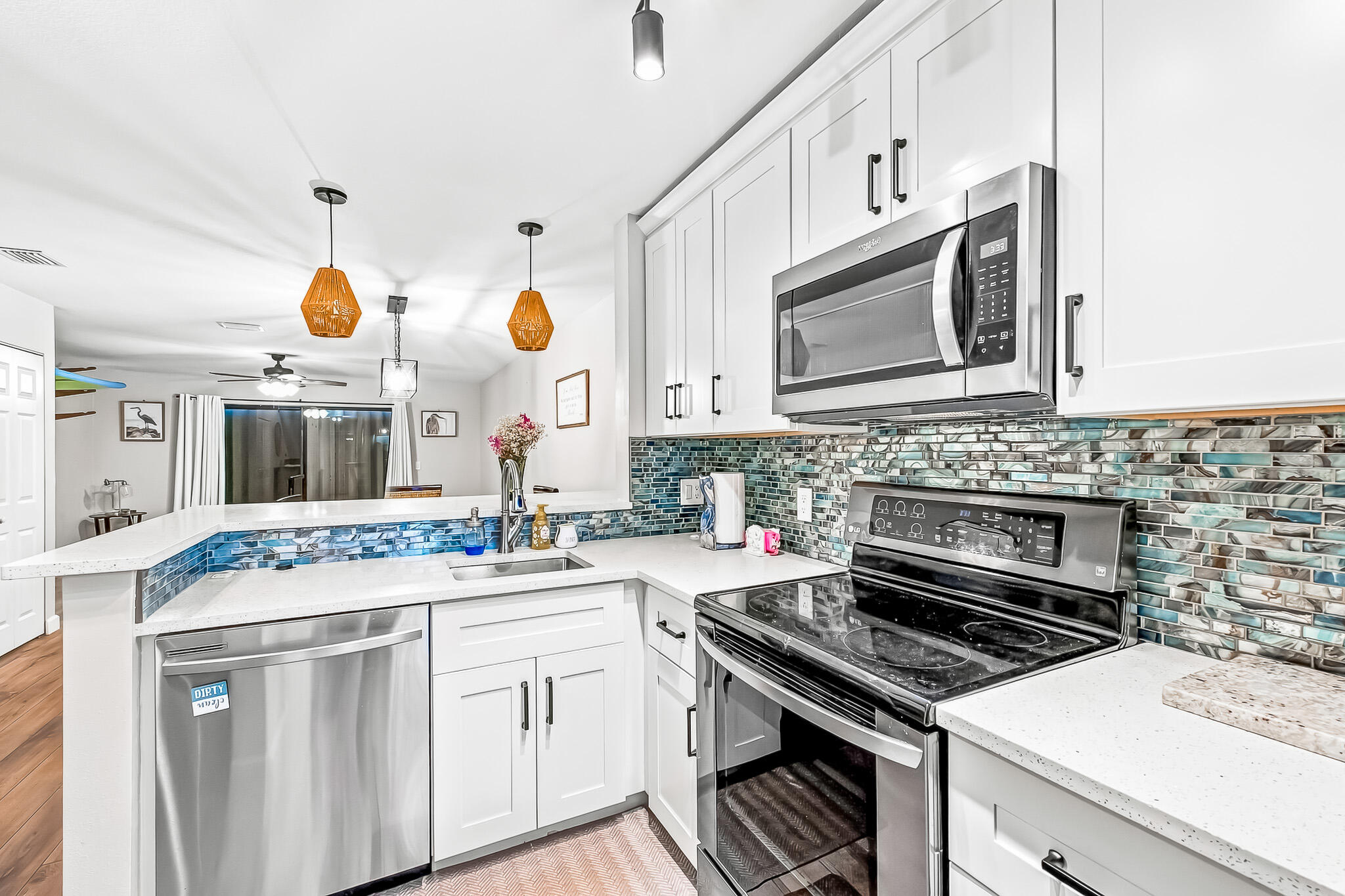 9427 S Ocean Drive 56 Property Photo 11