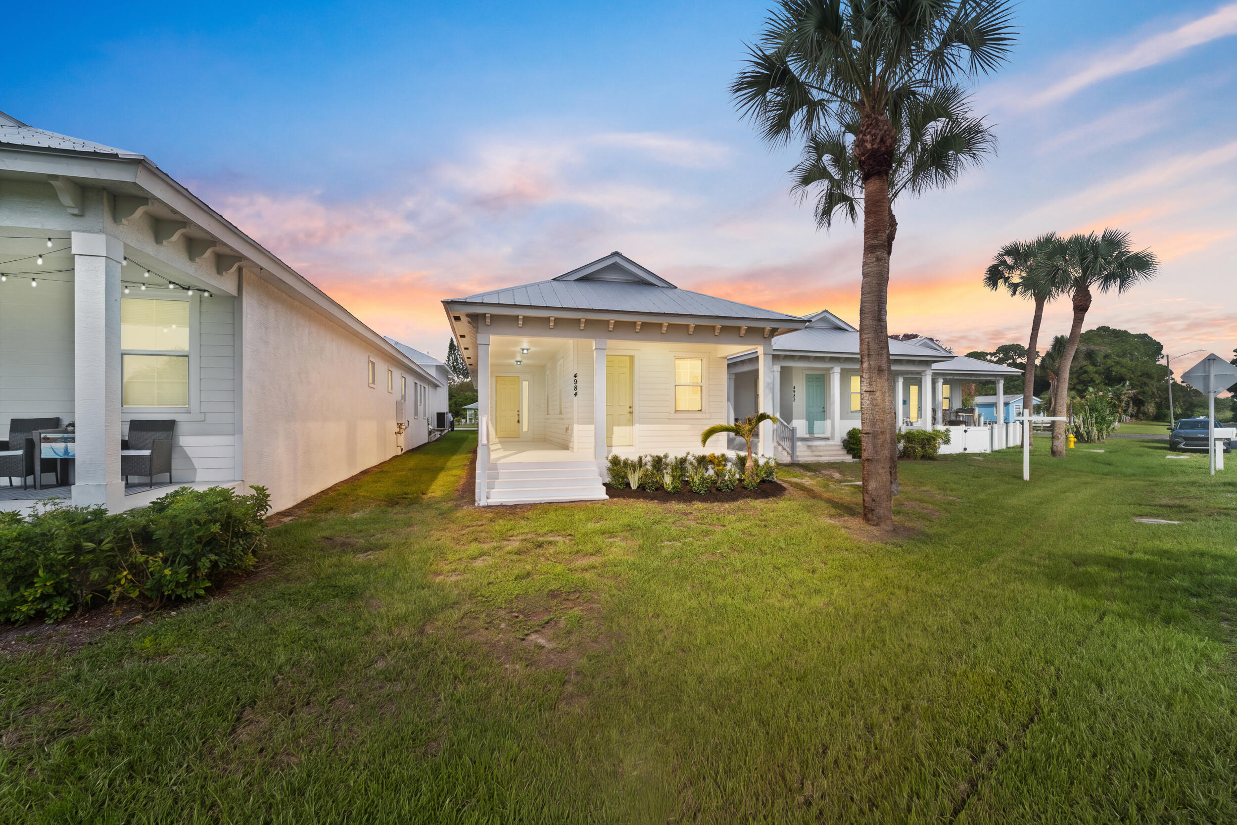 4984 Se Railway Avenue Property Photo 1
